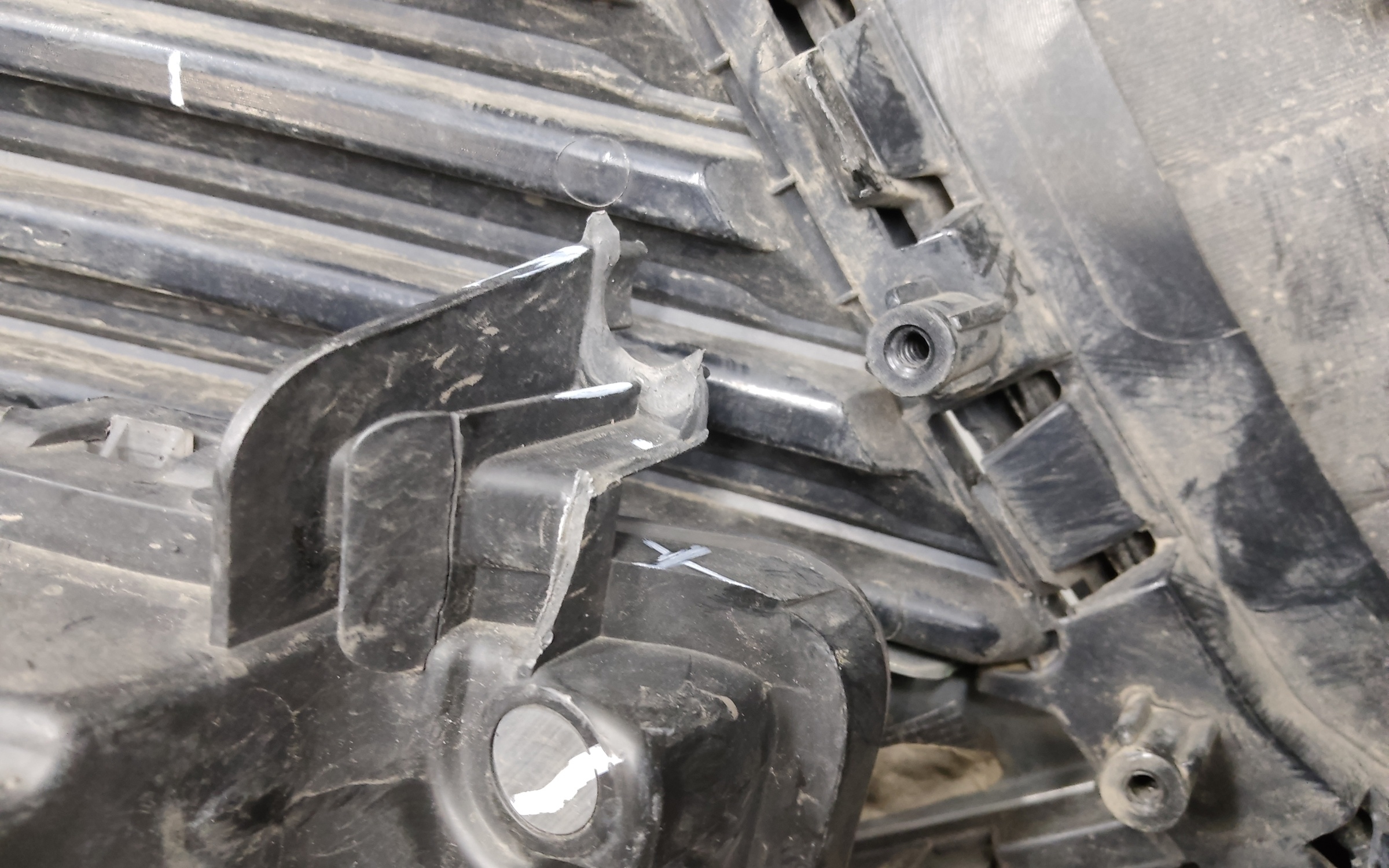 Бампер передний Chery Tiggo 8 Pro Max