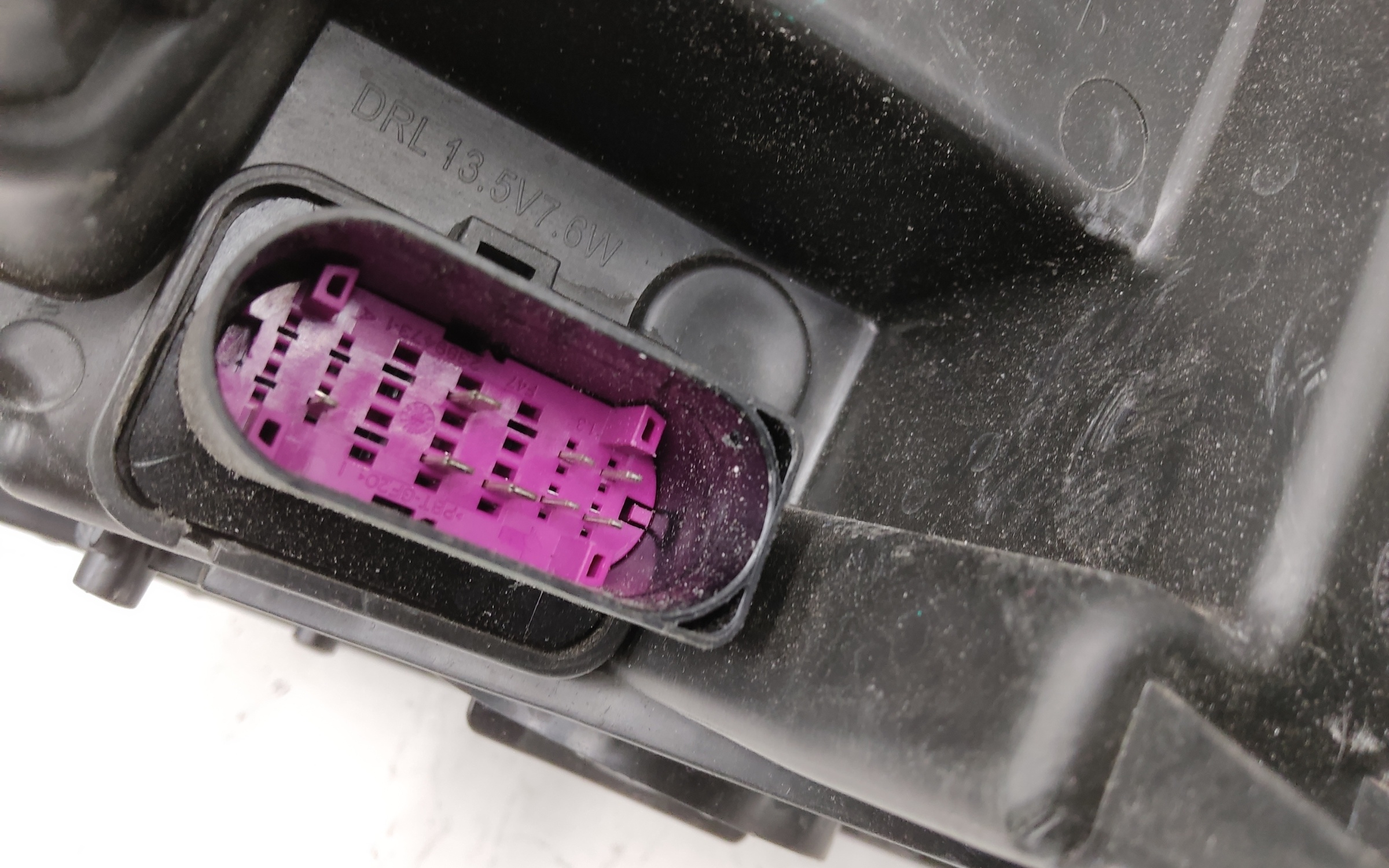 Фара передняя правая Belgee X50 LED