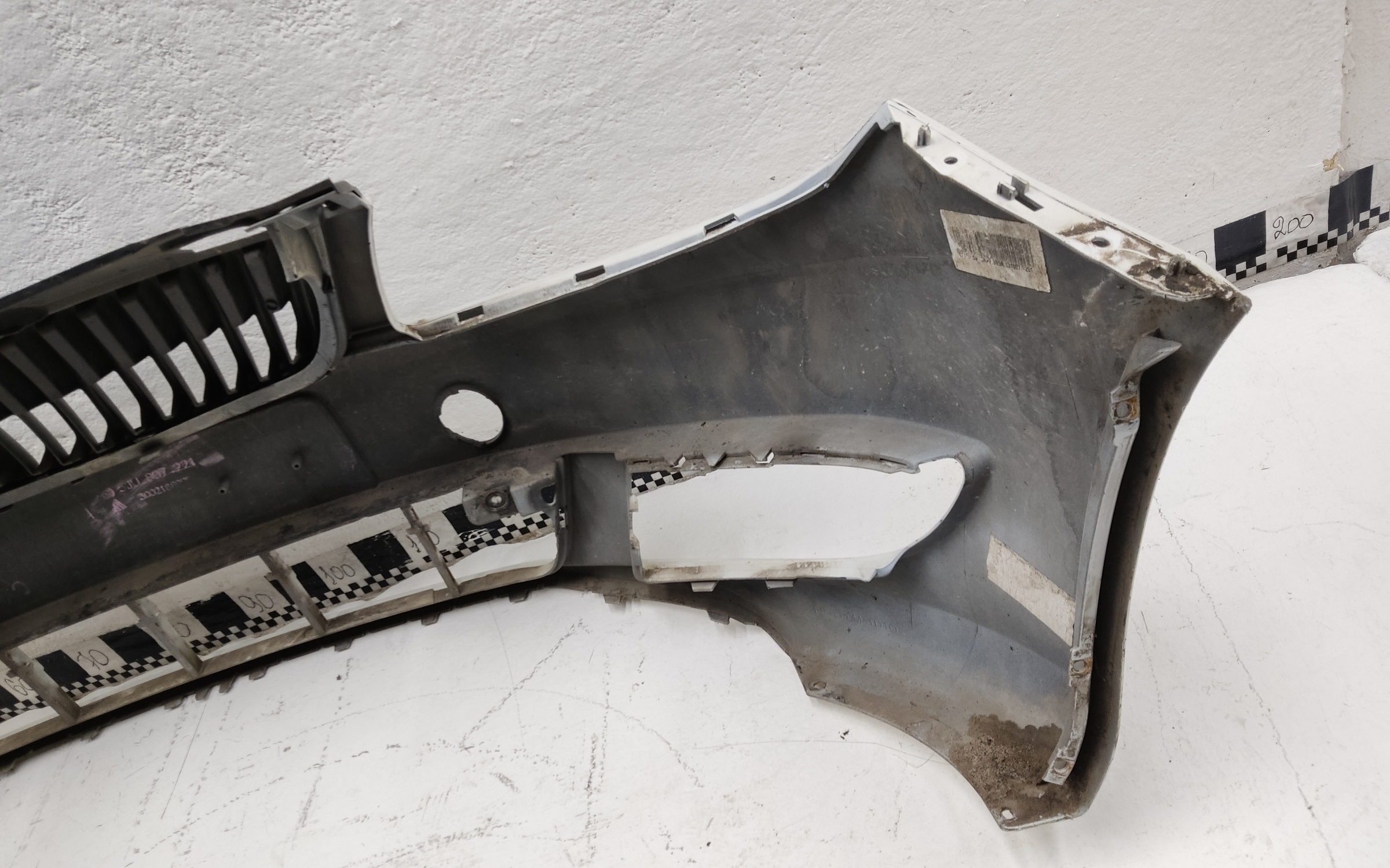 Бампер передний Skoda Fabia 2 Restail