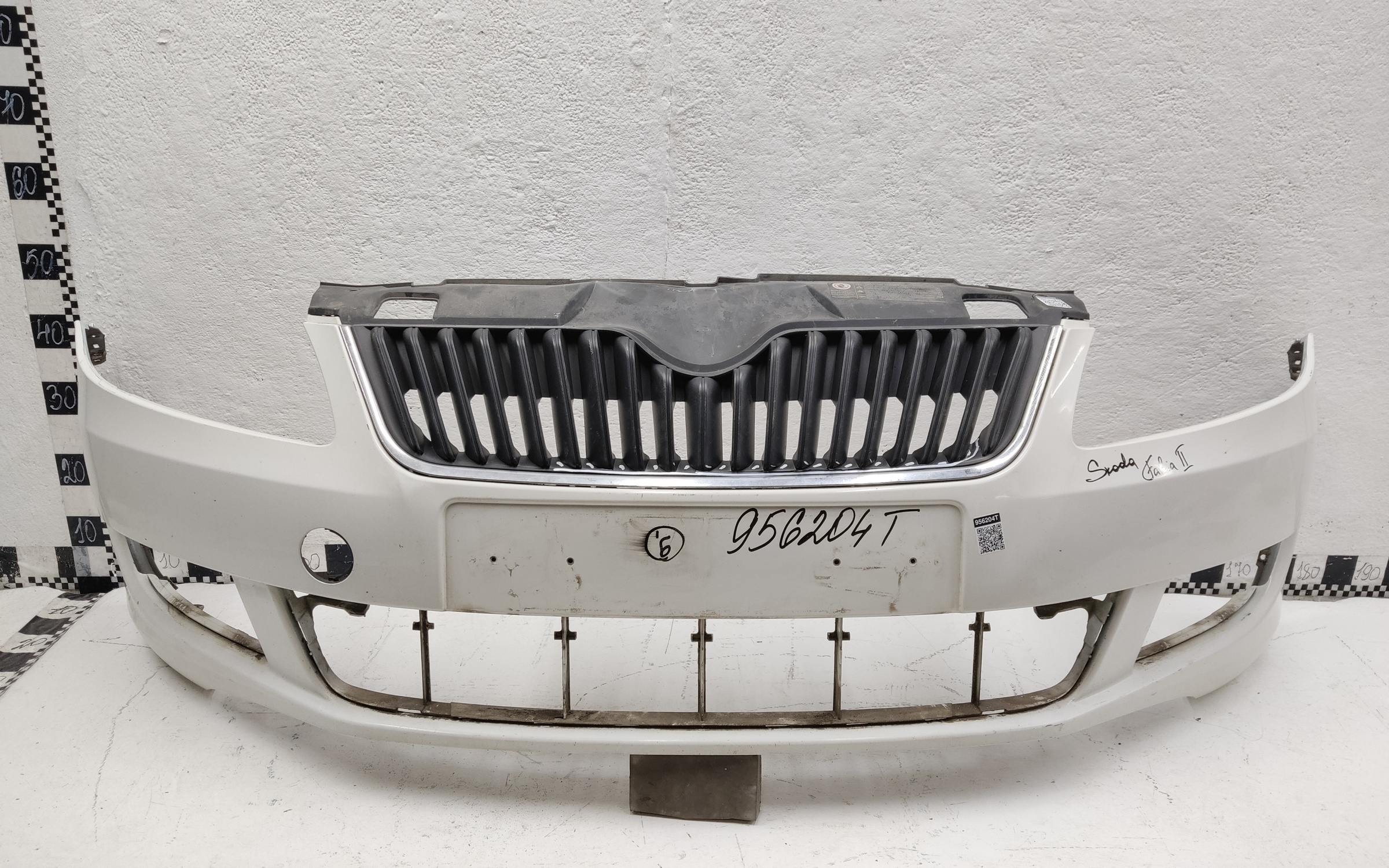 Бампер передний Skoda Fabia 2 Restail