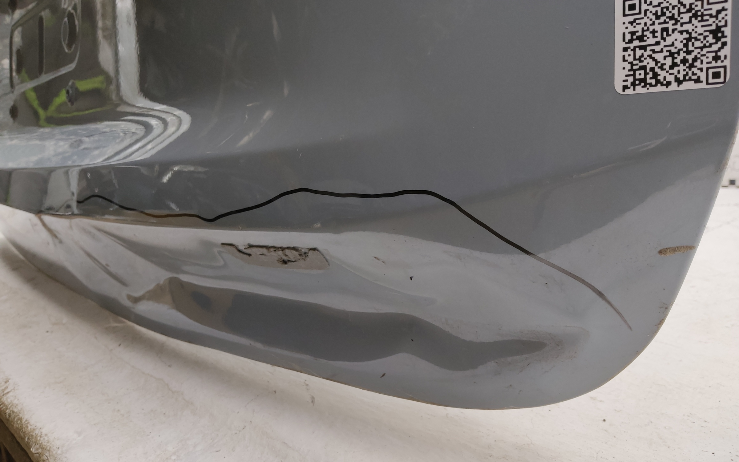 Крышка багажника Geely Tugella