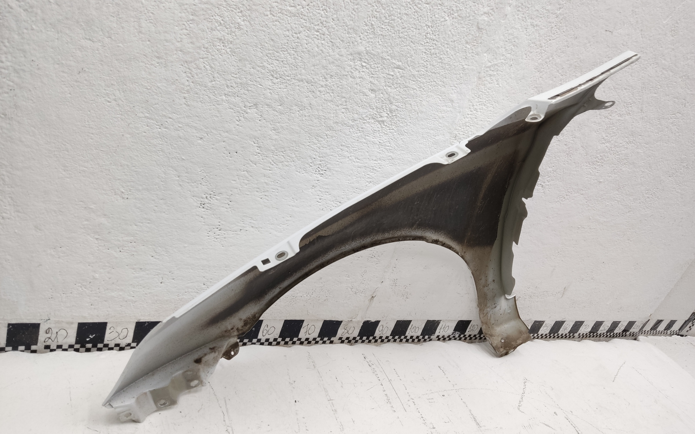 Крыло переднее правое Lada Vesta