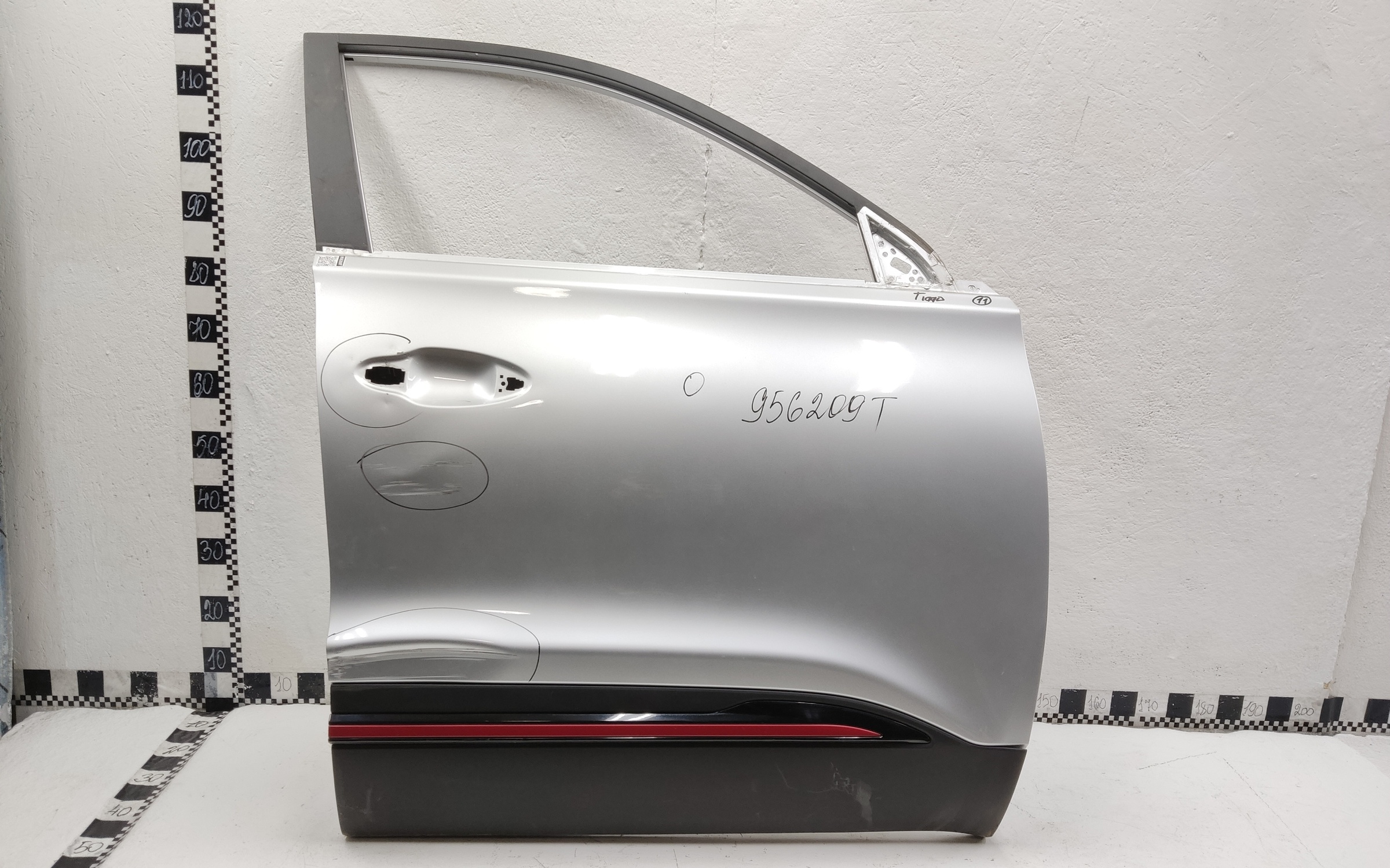 Дверь передняя правая Chery Tiggo 4