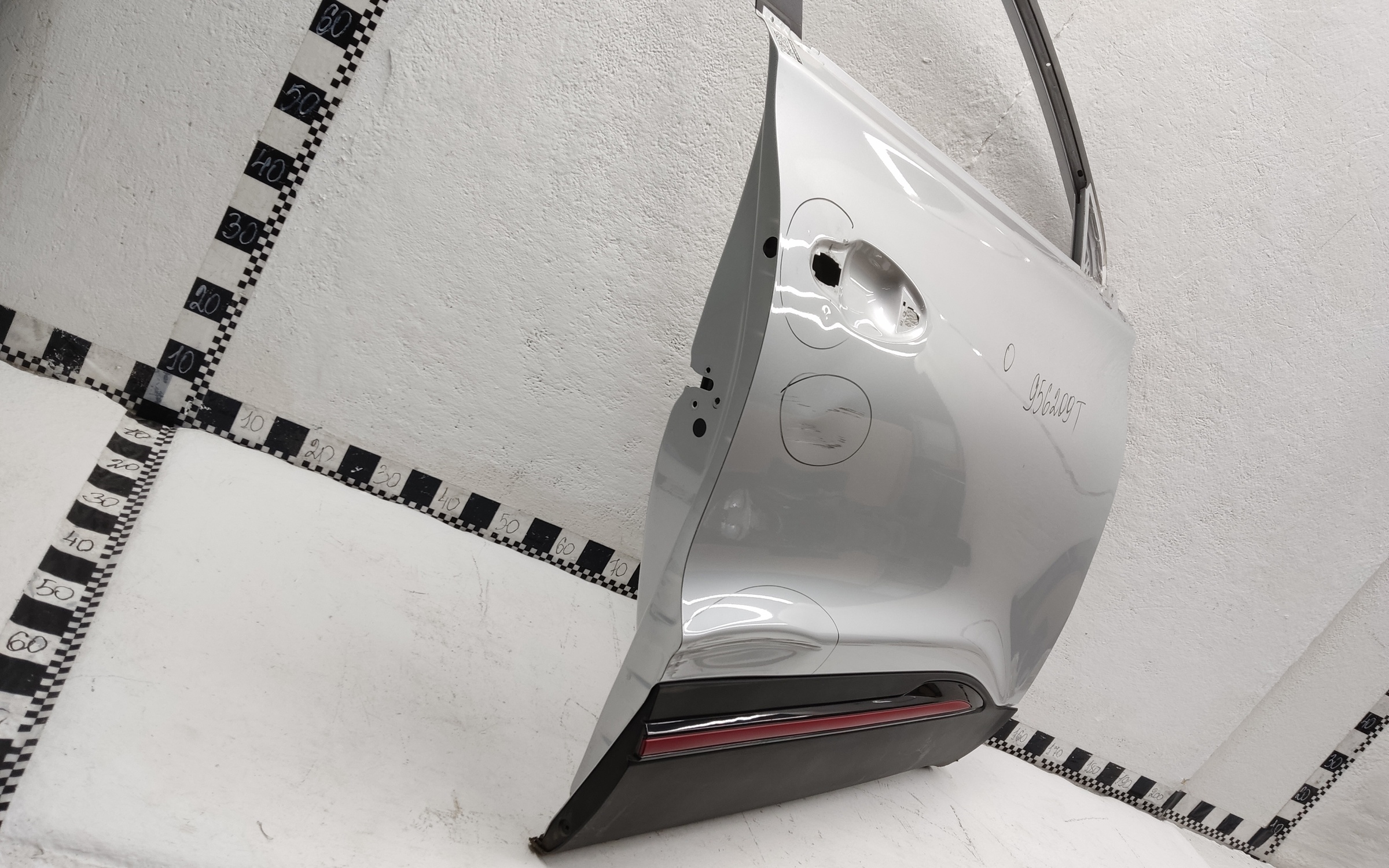 Дверь передняя правая Chery Tiggo 4