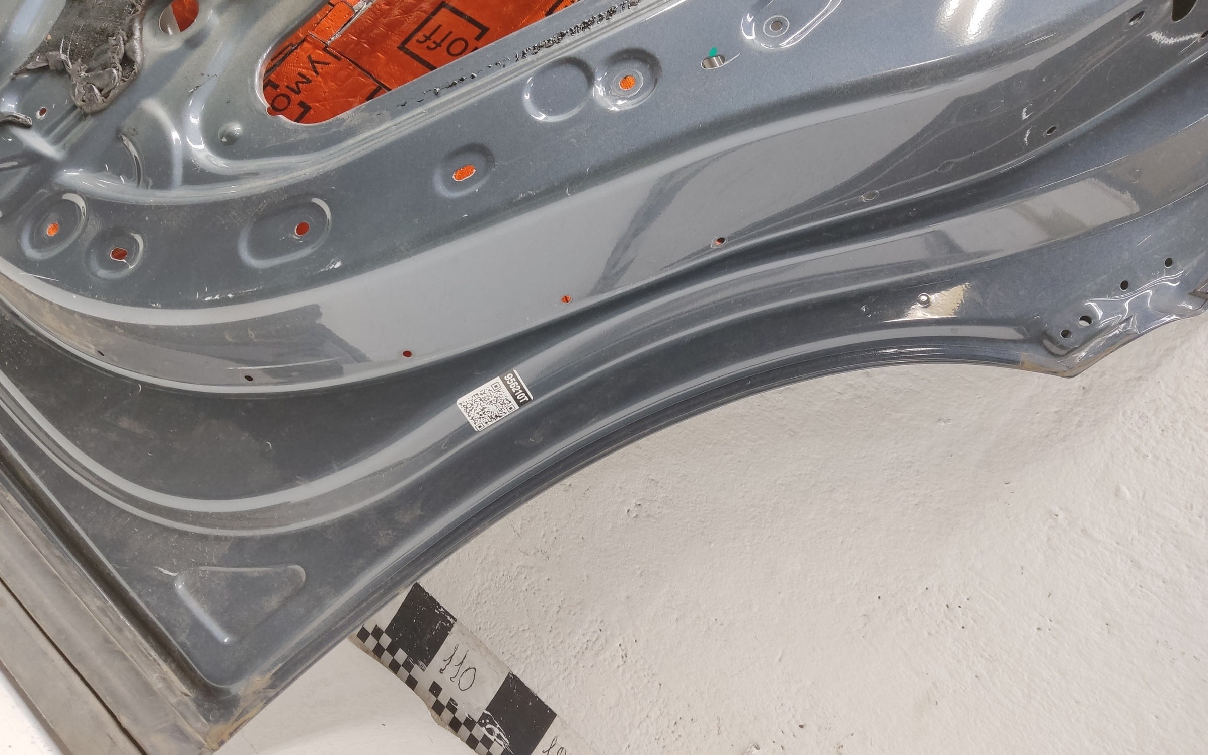 Дверь задняя правая Geely Monjaro