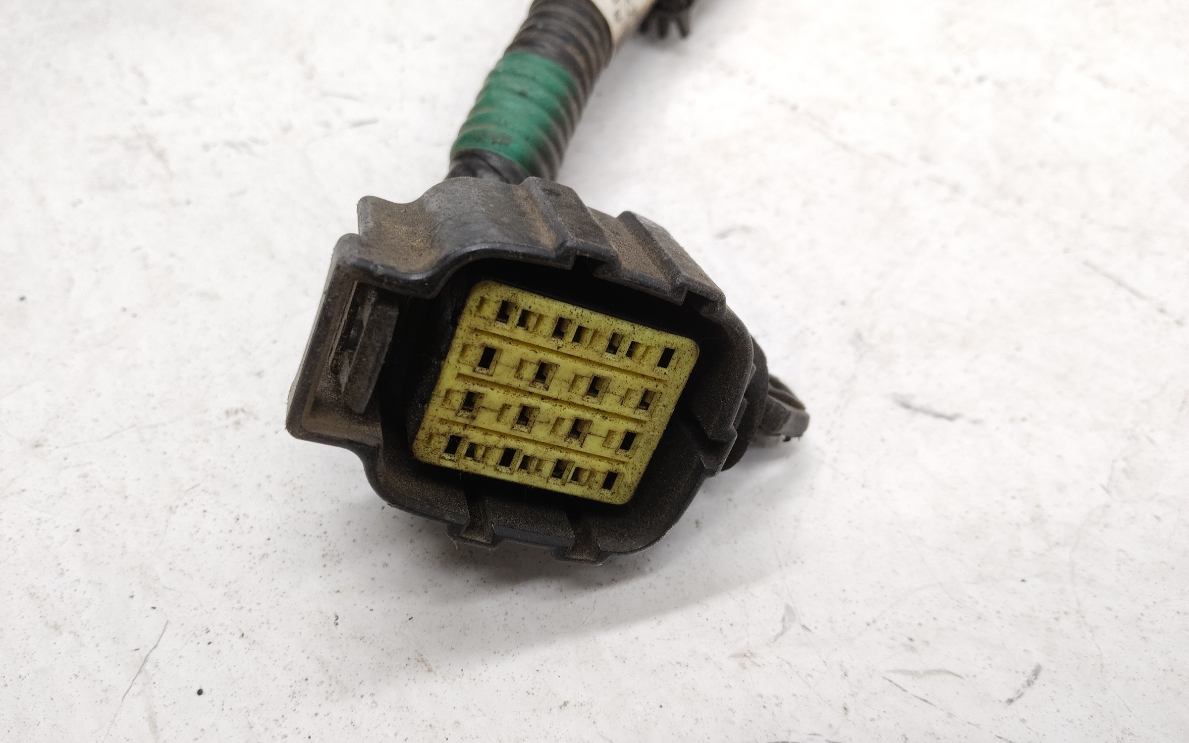 Проводка заднего бампера Haval F7