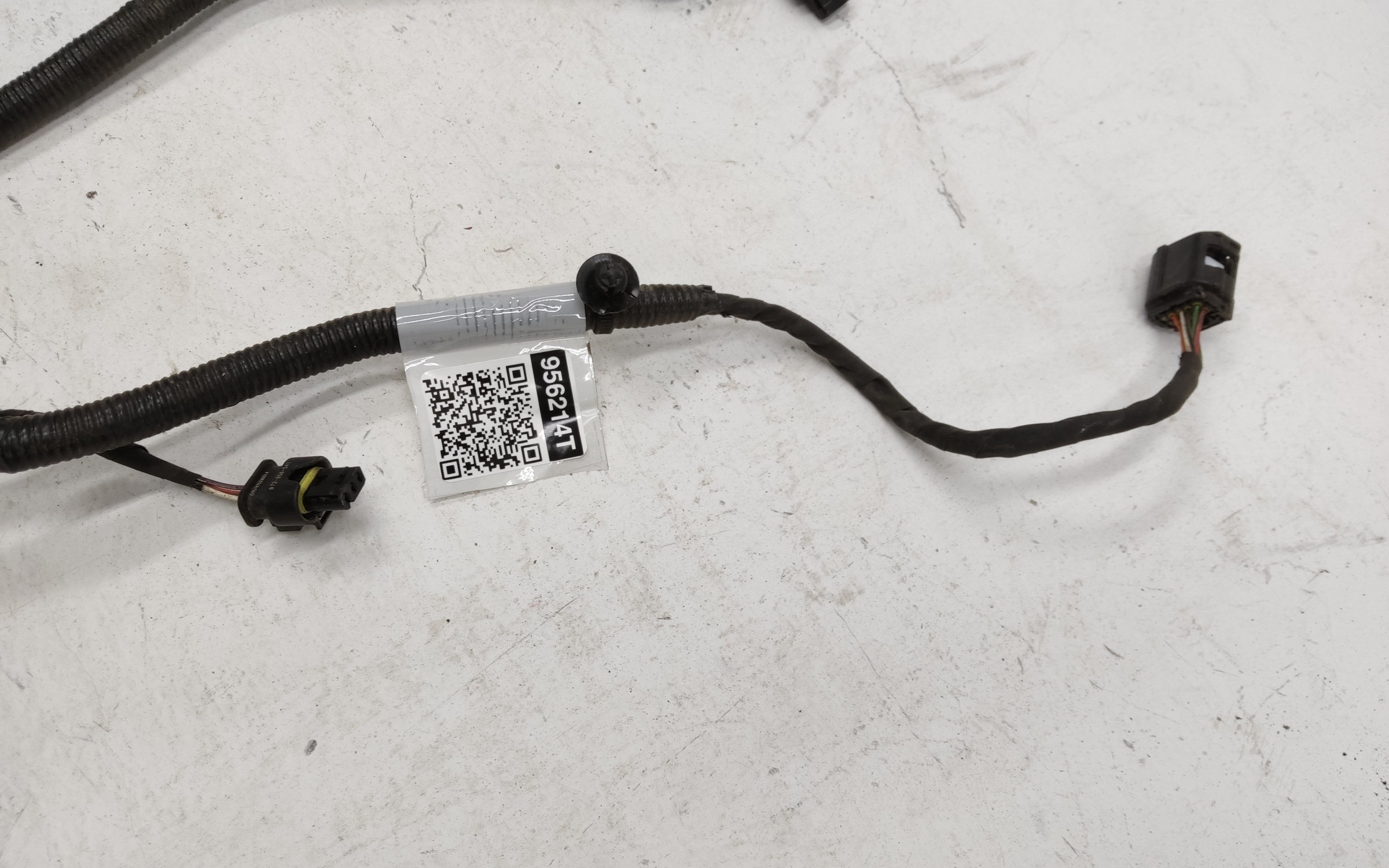 Проводка заднего бампера под парктроники Exeed VX