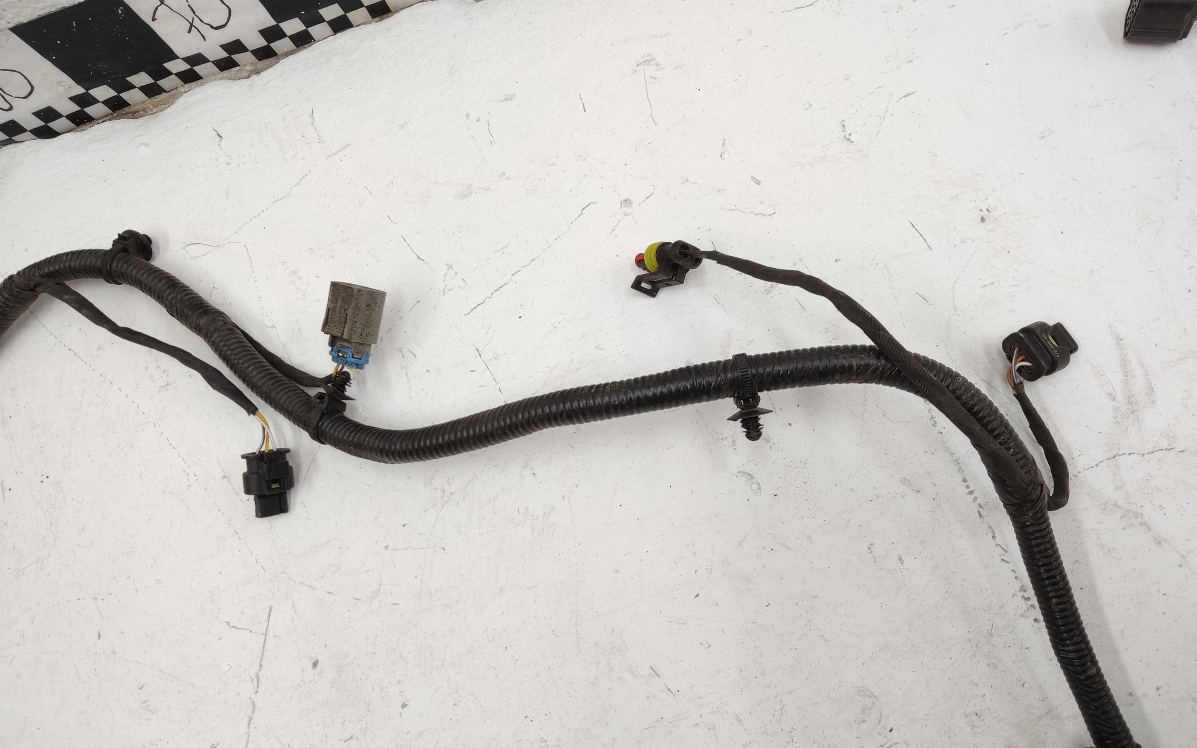 Проводка заднего бампера под парктроники Exeed VX