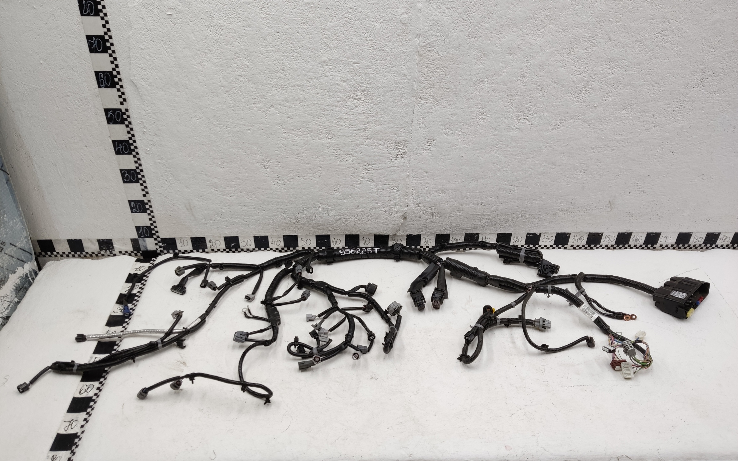 Проводка моторного отсека Nissan Qashqai 2