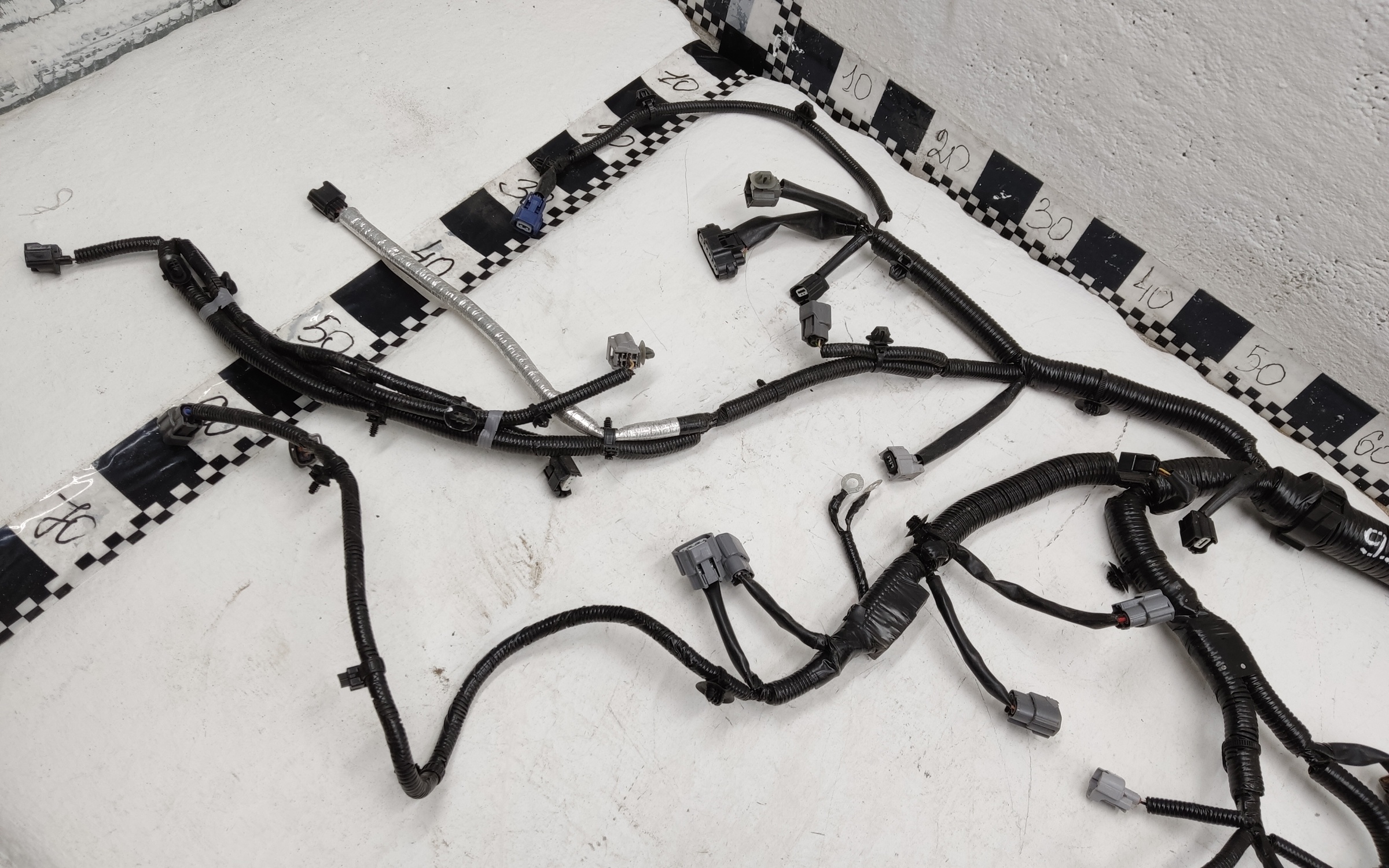 Проводка моторного отсека Nissan Qashqai 2