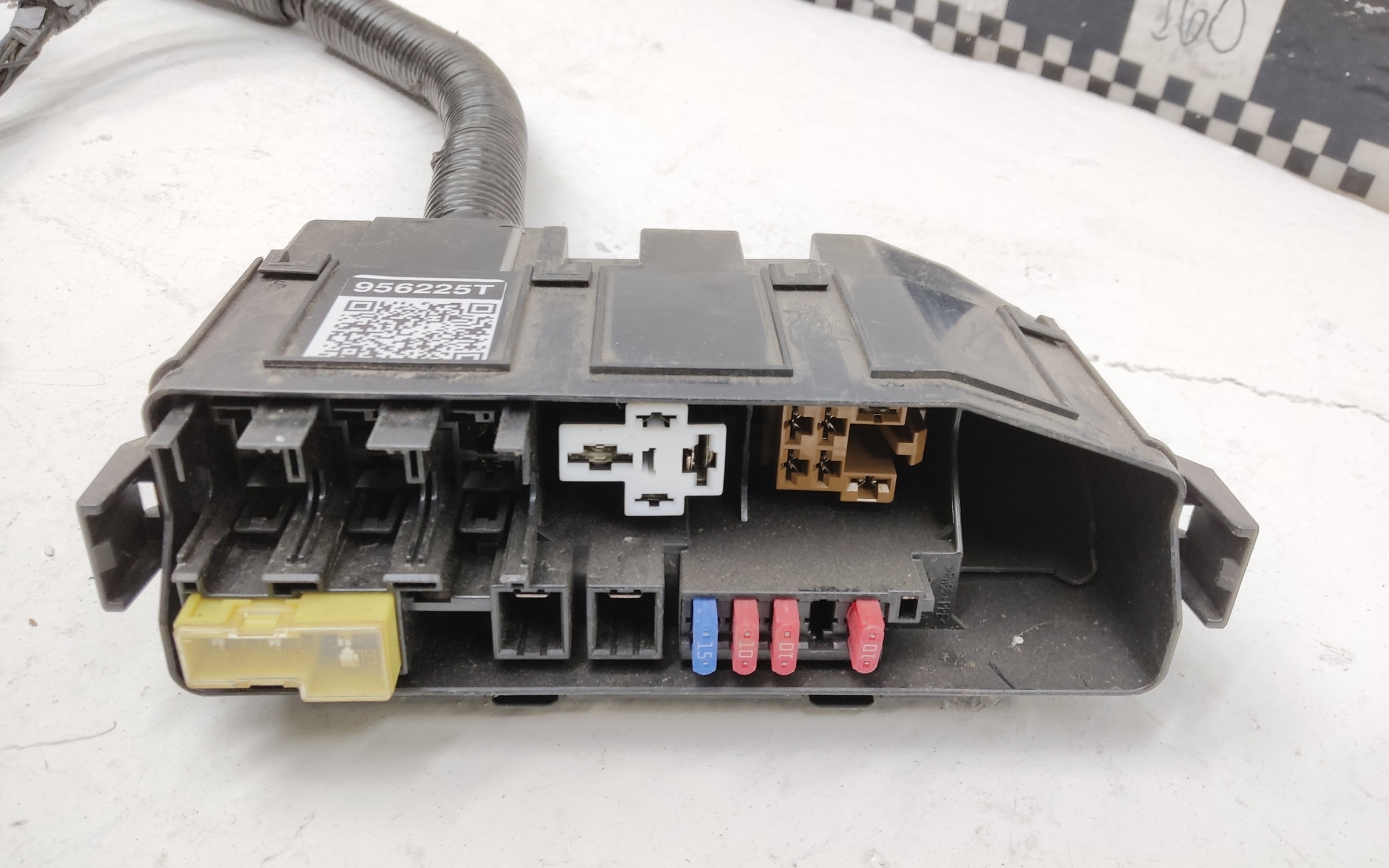 Проводка моторного отсека Nissan Qashqai 2