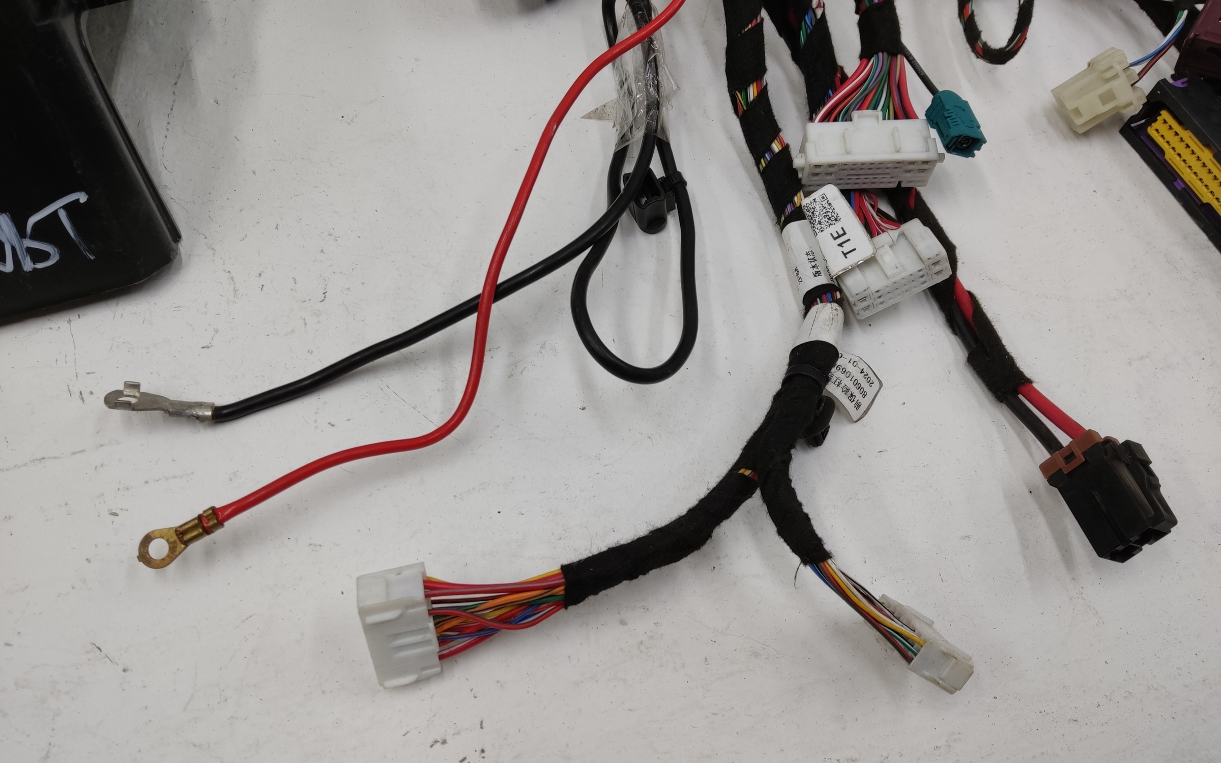 Проводка моторного отсека Chery Tiggo 7 Pro Max