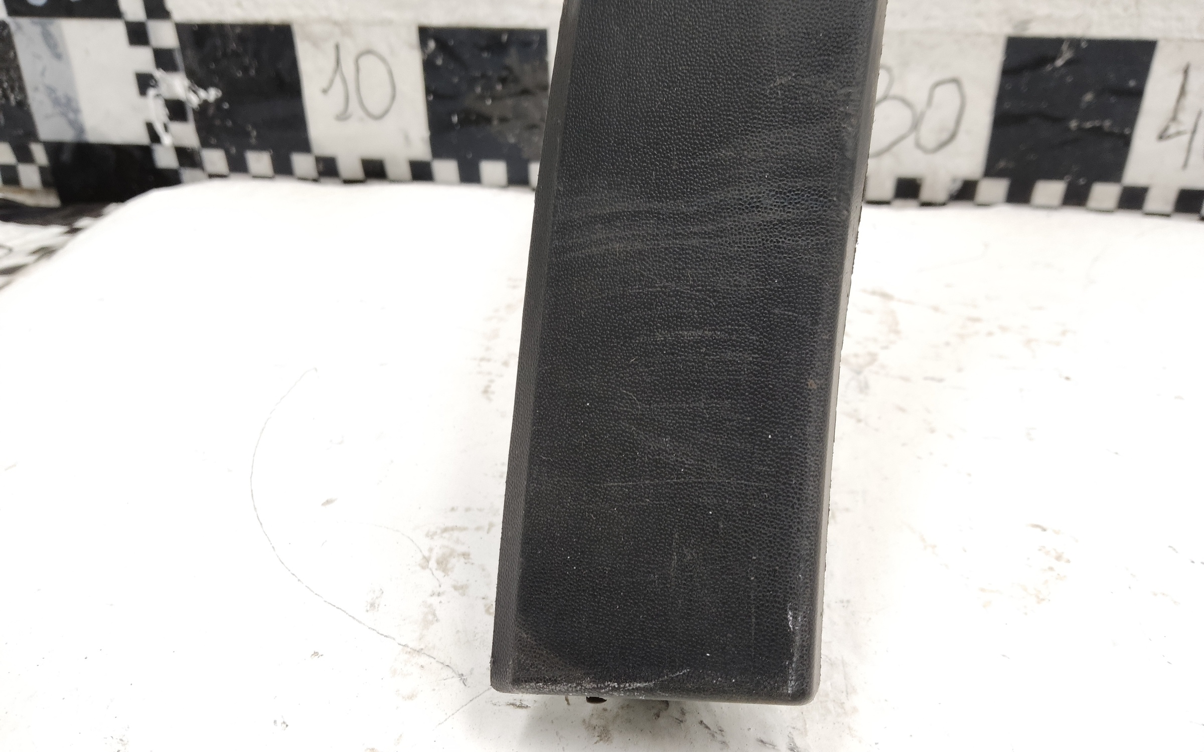 Накладка крыла переднего левого Chery Tiggo 8 Pro