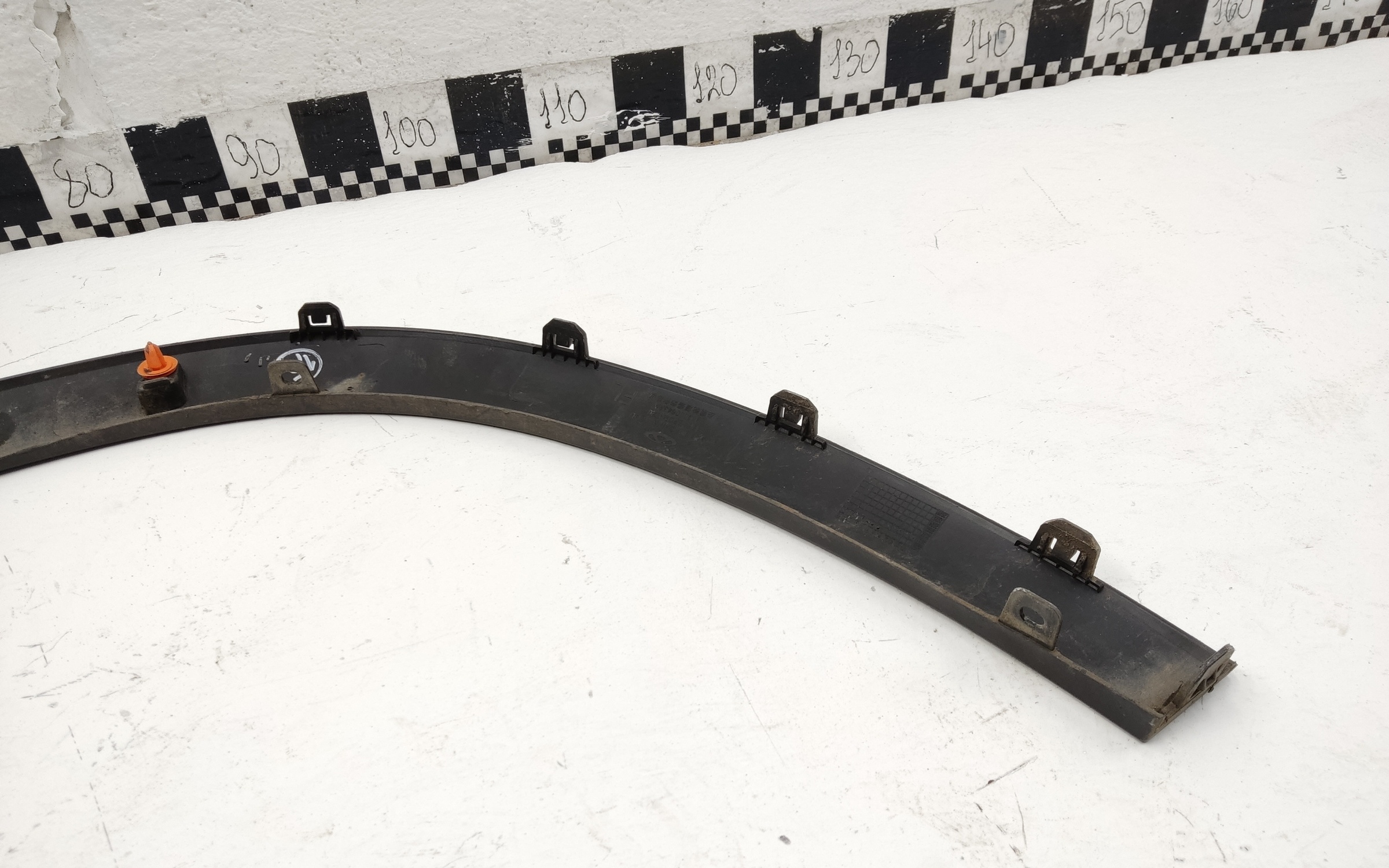 Накладка крыла переднего левого Chery Tiggo 8 Pro