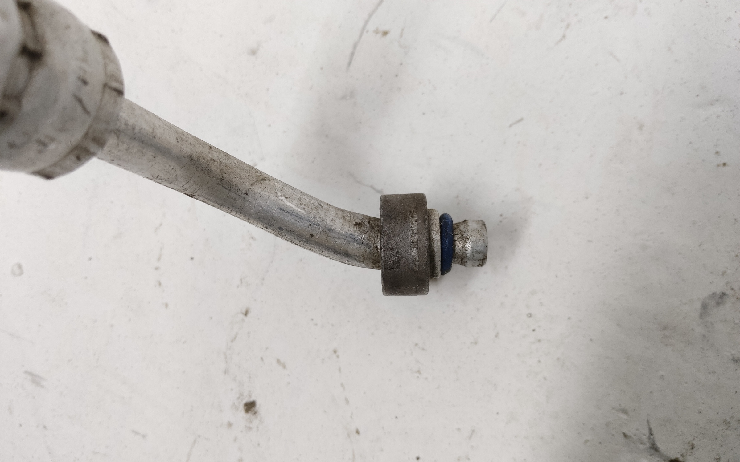 Трубка кондиционера длинная двойная Hyundai Solaris 2