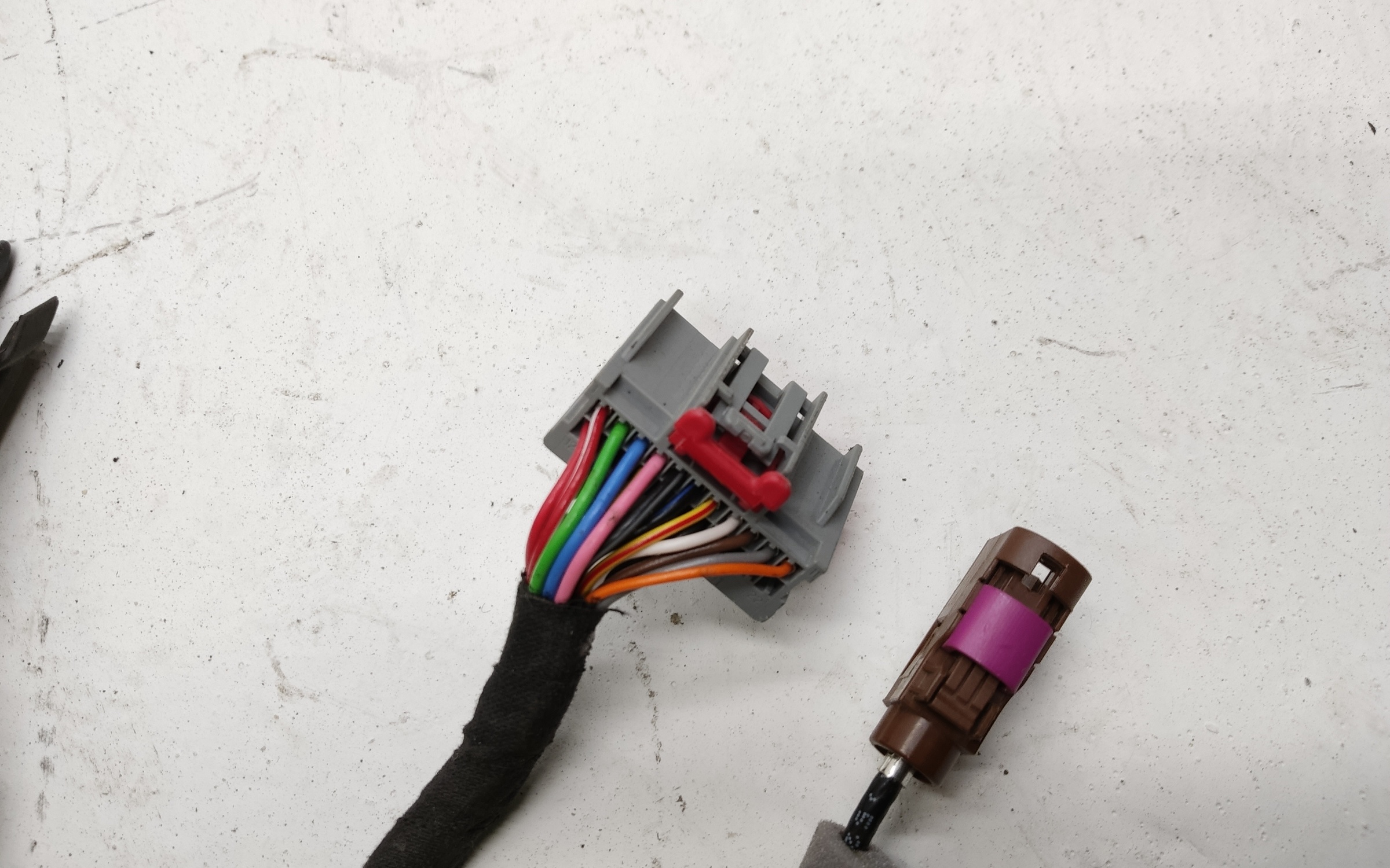 Зеркало левое Land Rover Range Rover 4 Restail 18+1 контактов