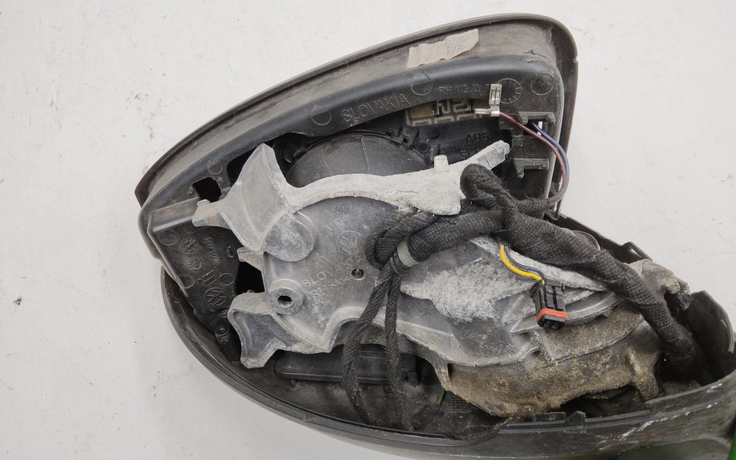 Зеркало правое Volkswagen Tiguan 2 13 контактов