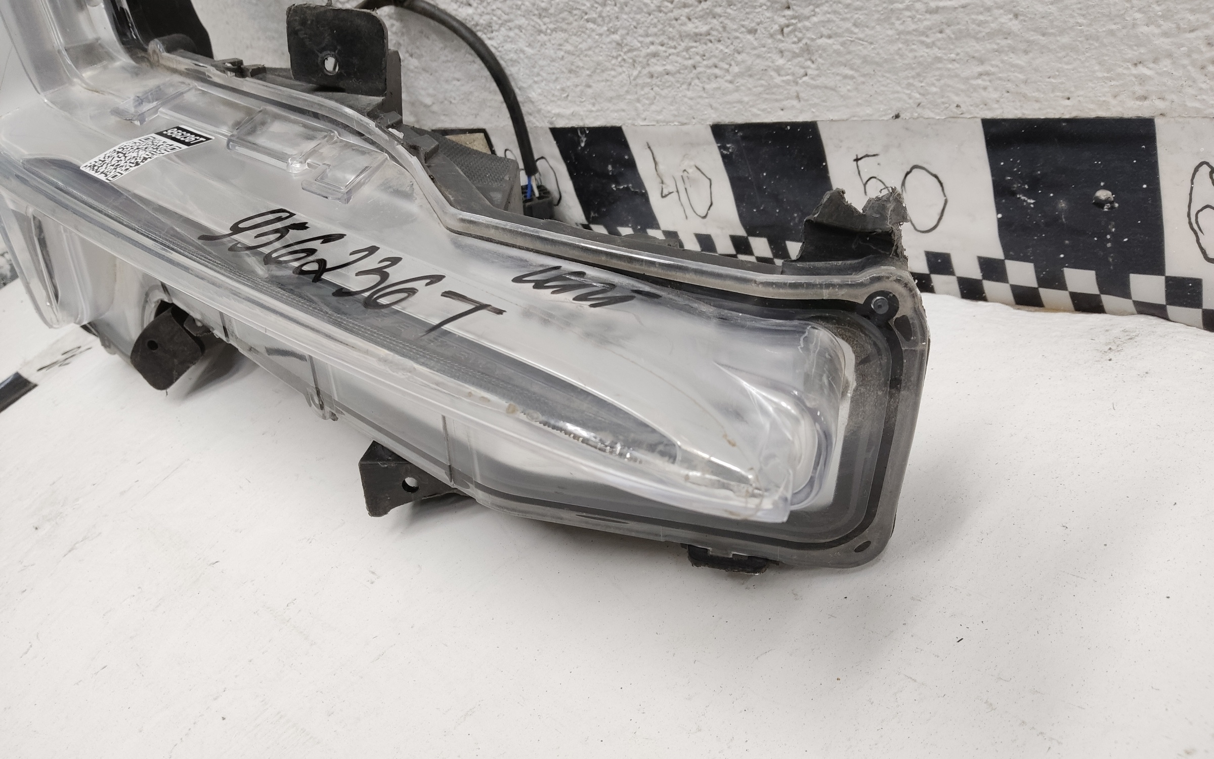 Фара ПТФ передняя правая Changan UNI-K LED