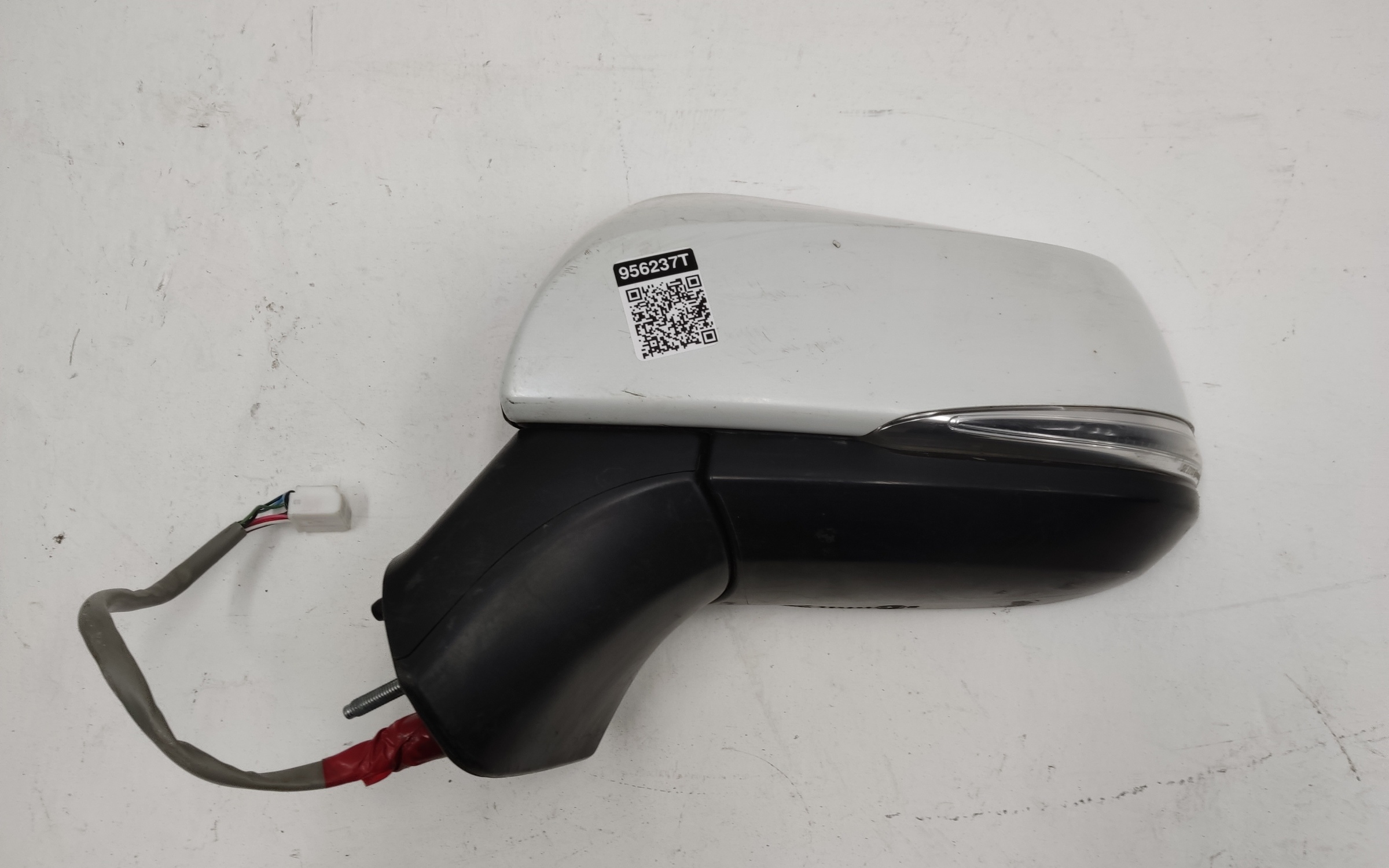 Зеркало левое Toyota RAV4 XA50 9 контактов