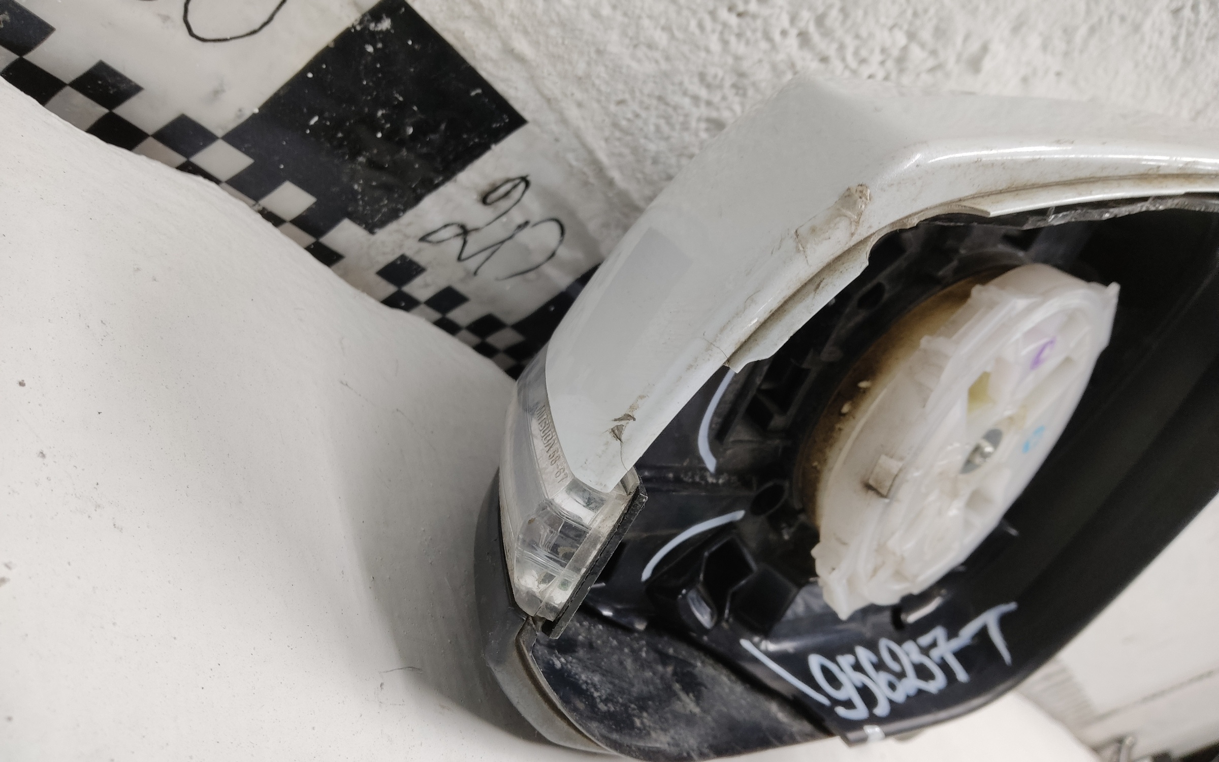 Зеркало левое Toyota RAV4 XA50 9 контактов