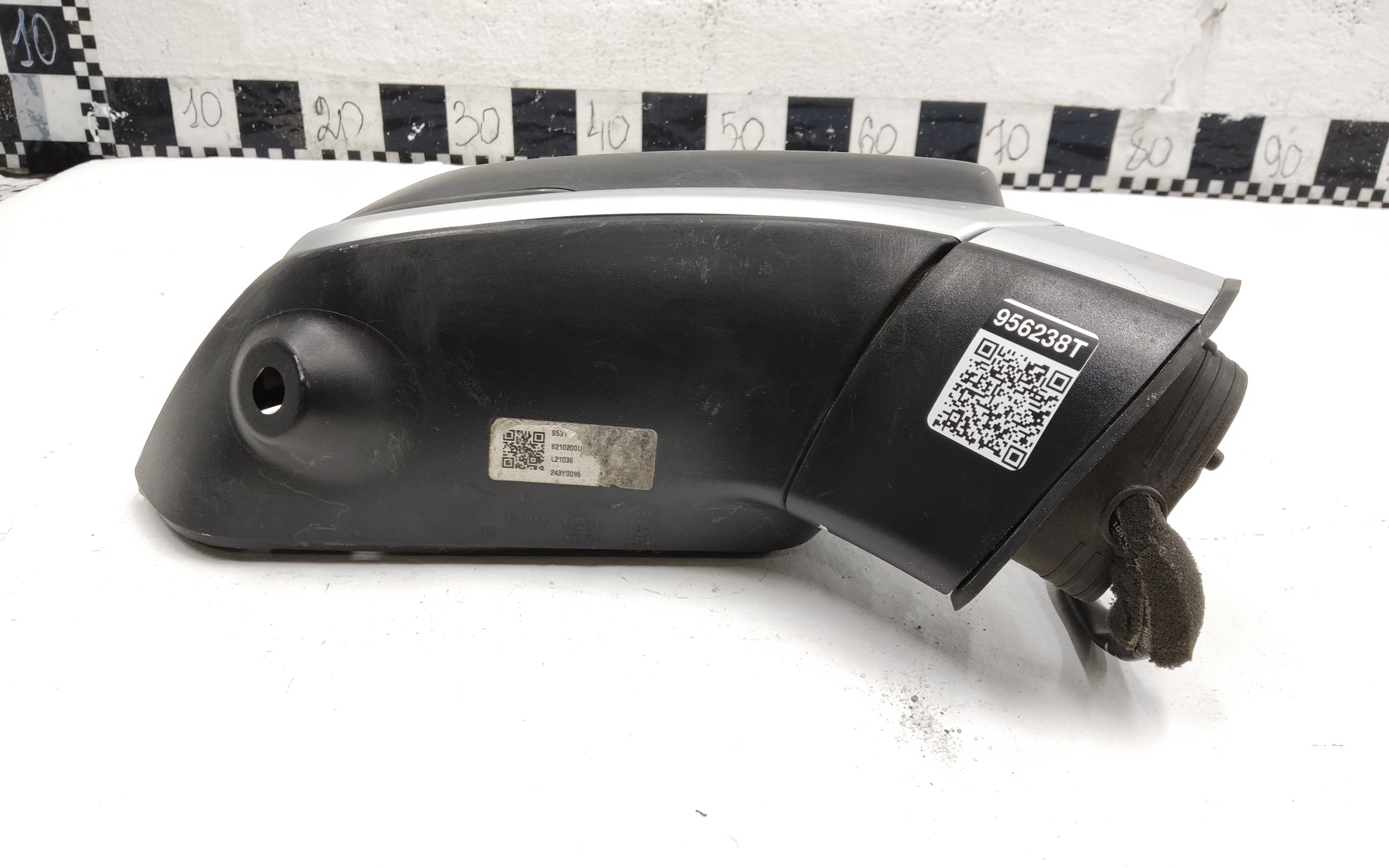 Зеркало правое Москвич 3 10+1 контактов