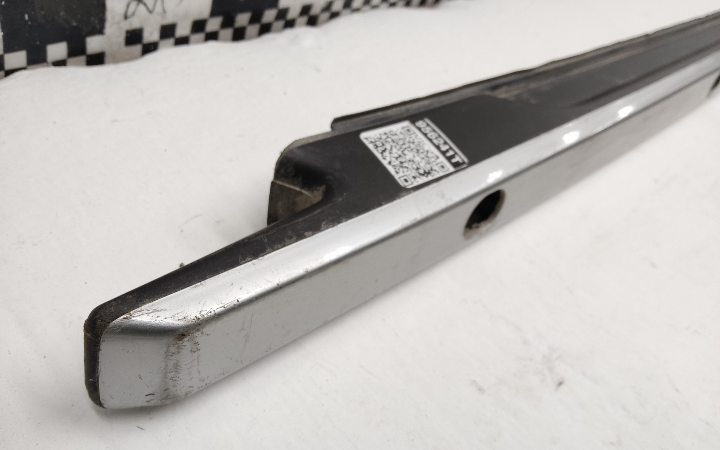 Рейлинг крыши левый Kia Seltos