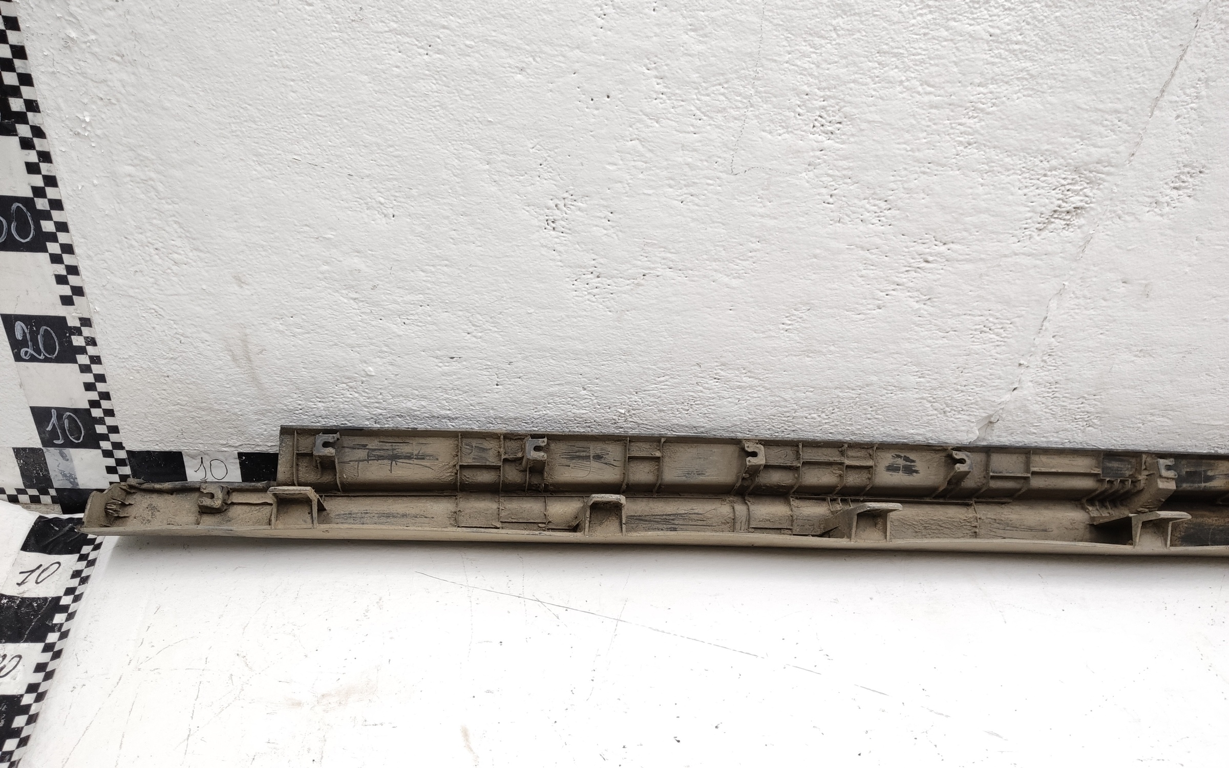 Накладка порога правого Changan Lamore