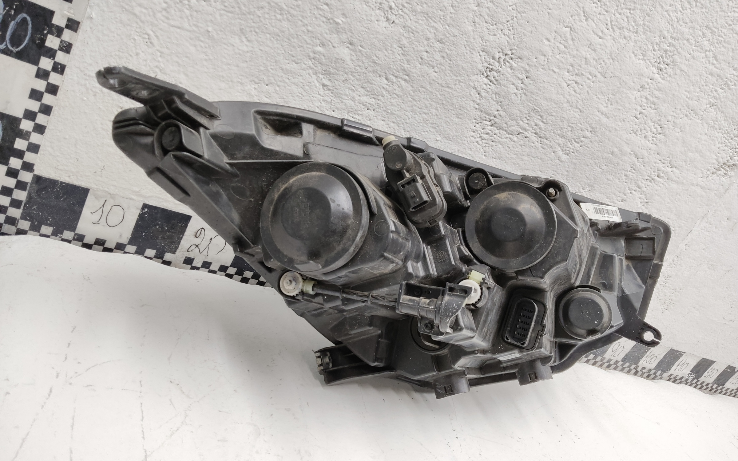 Фара передняя левая Chery Tiggo 4 Pro галоген линза