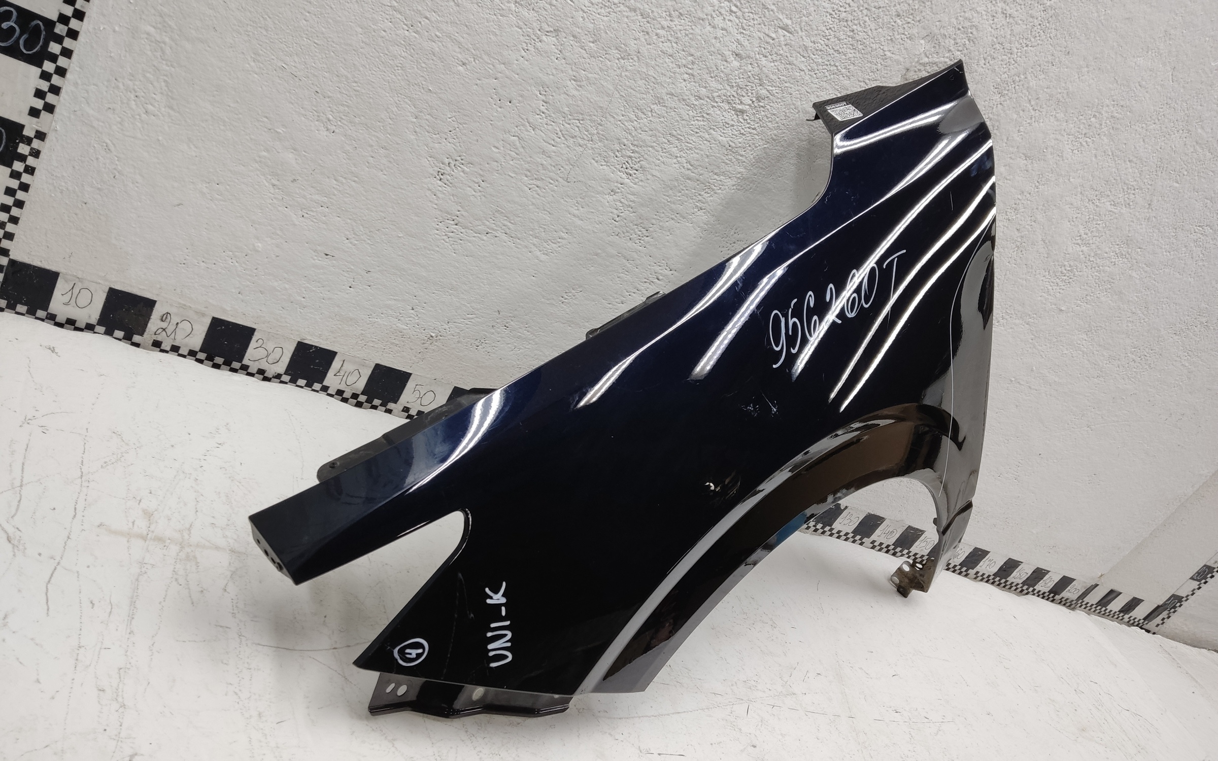 Крыло переднее левое Changan UNI-K