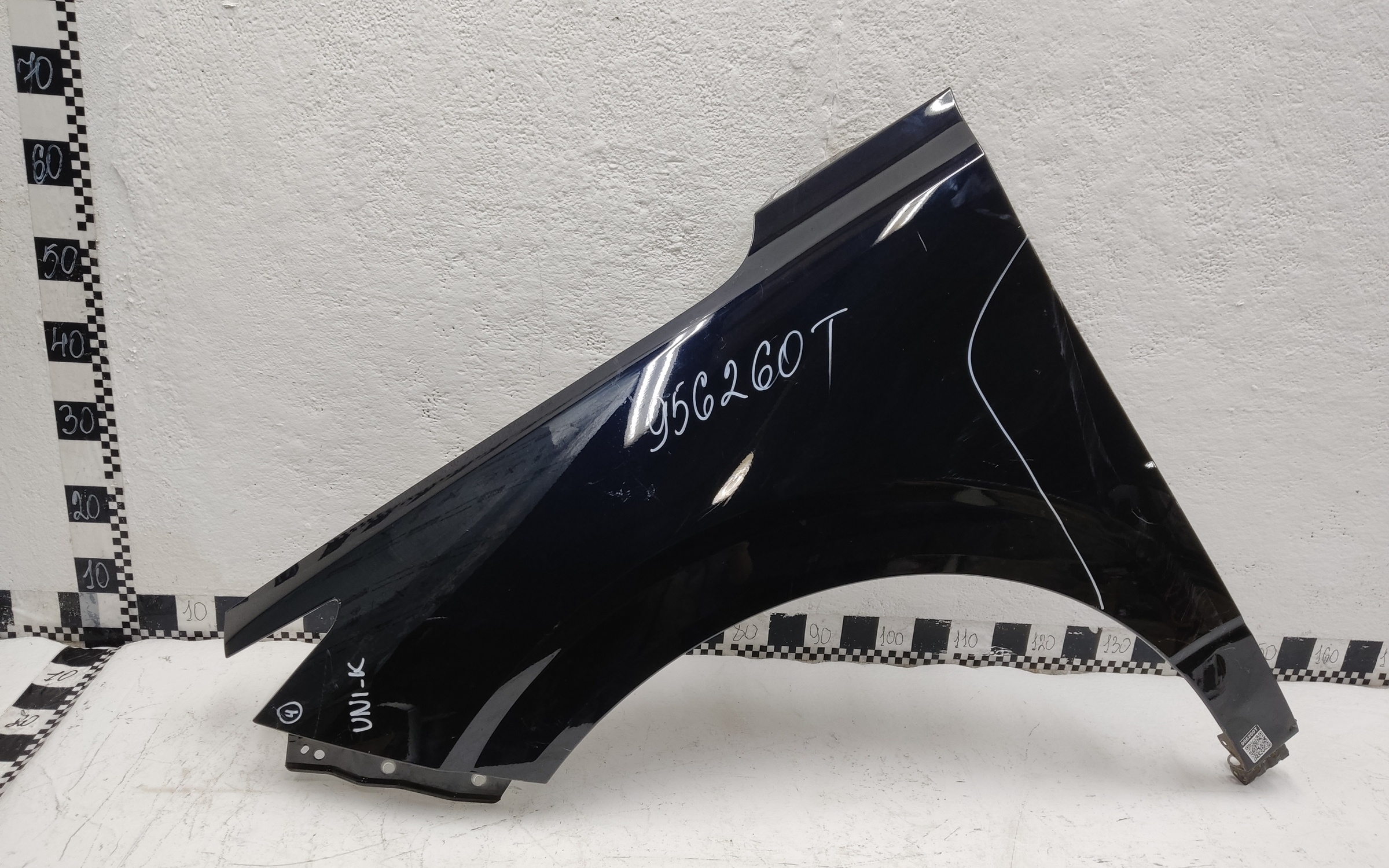 Крыло переднее левое Changan UNI-K