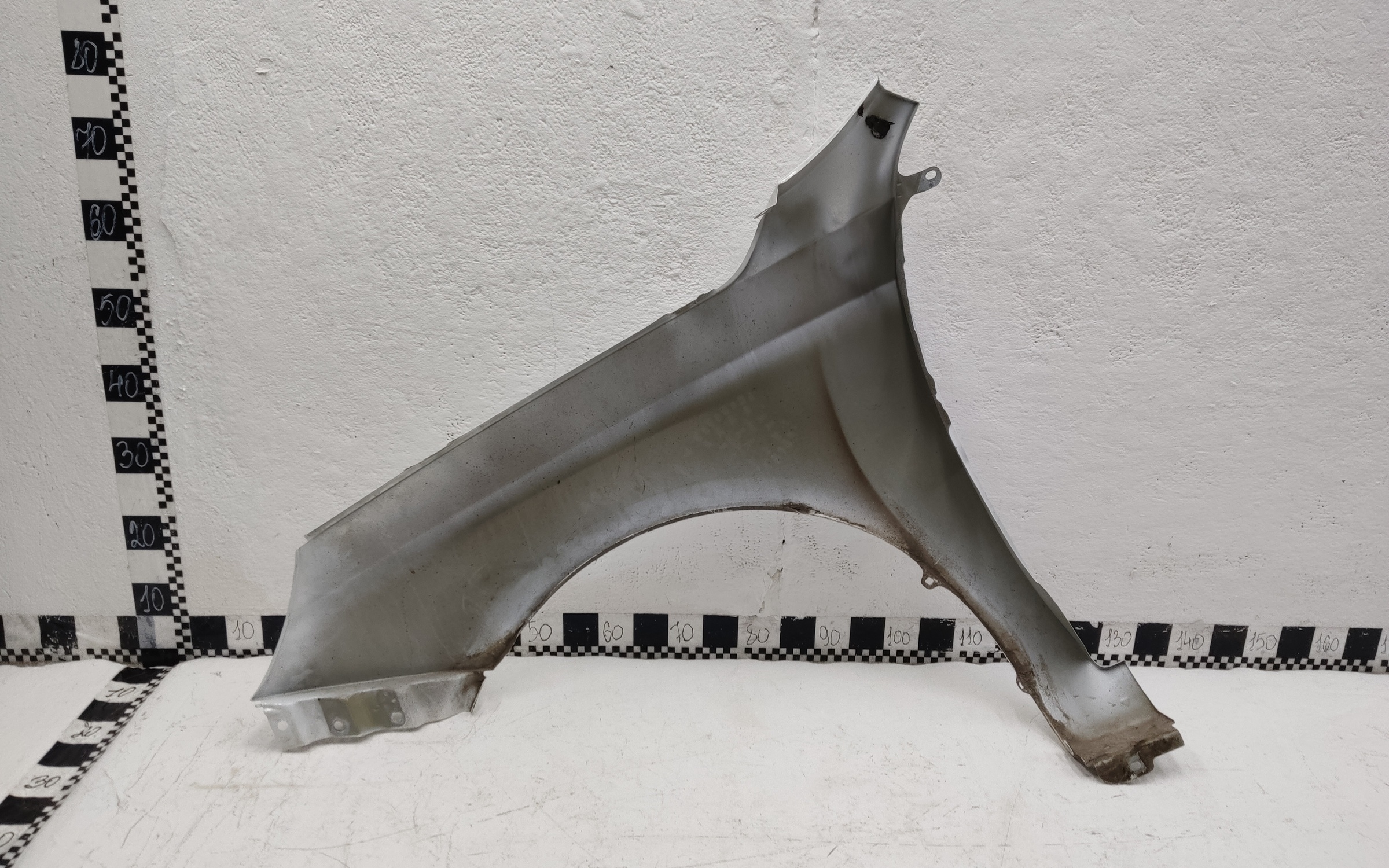 Крыло переднее правое Lada Vesta