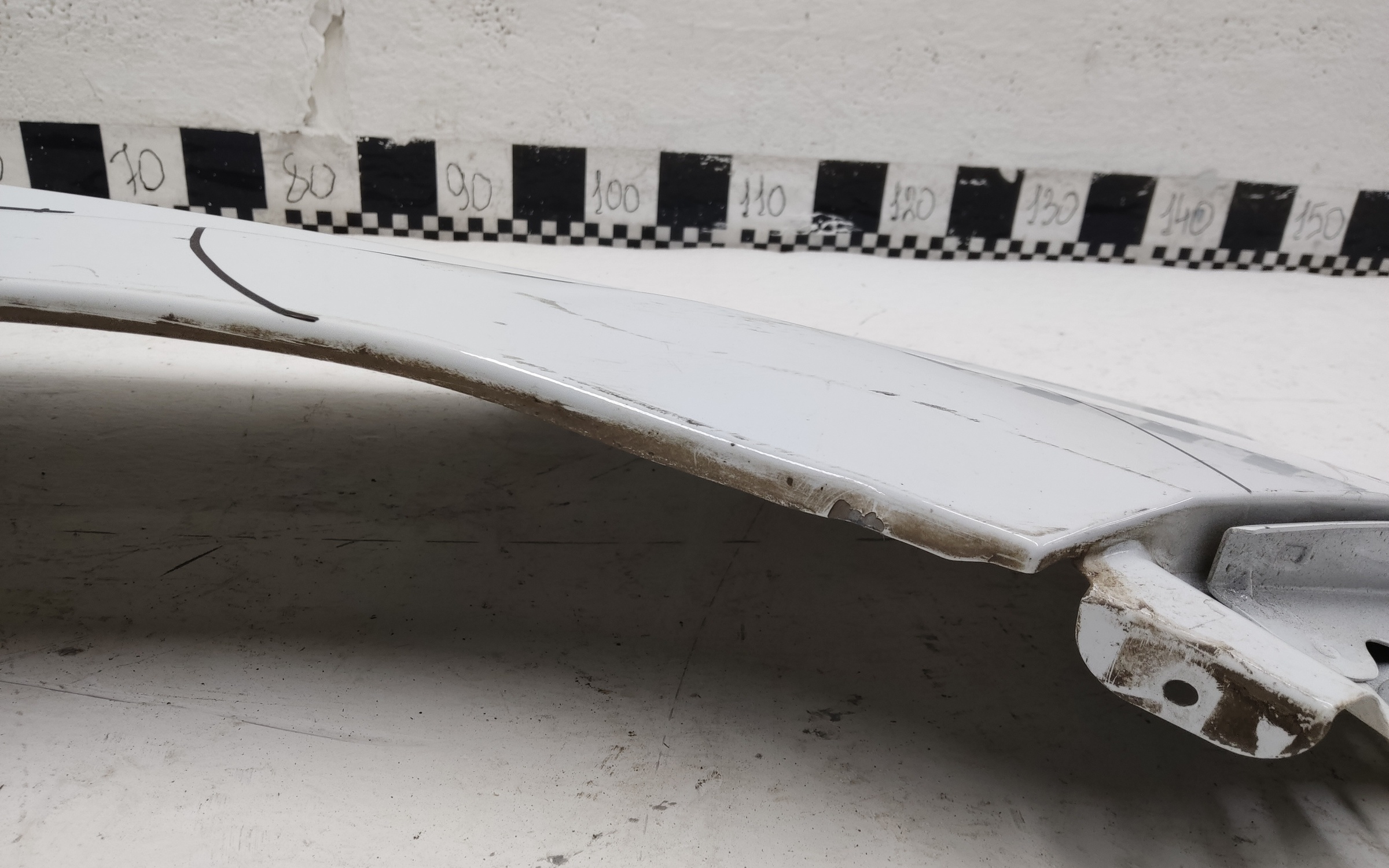 Крыло переднее правое Lada Vesta