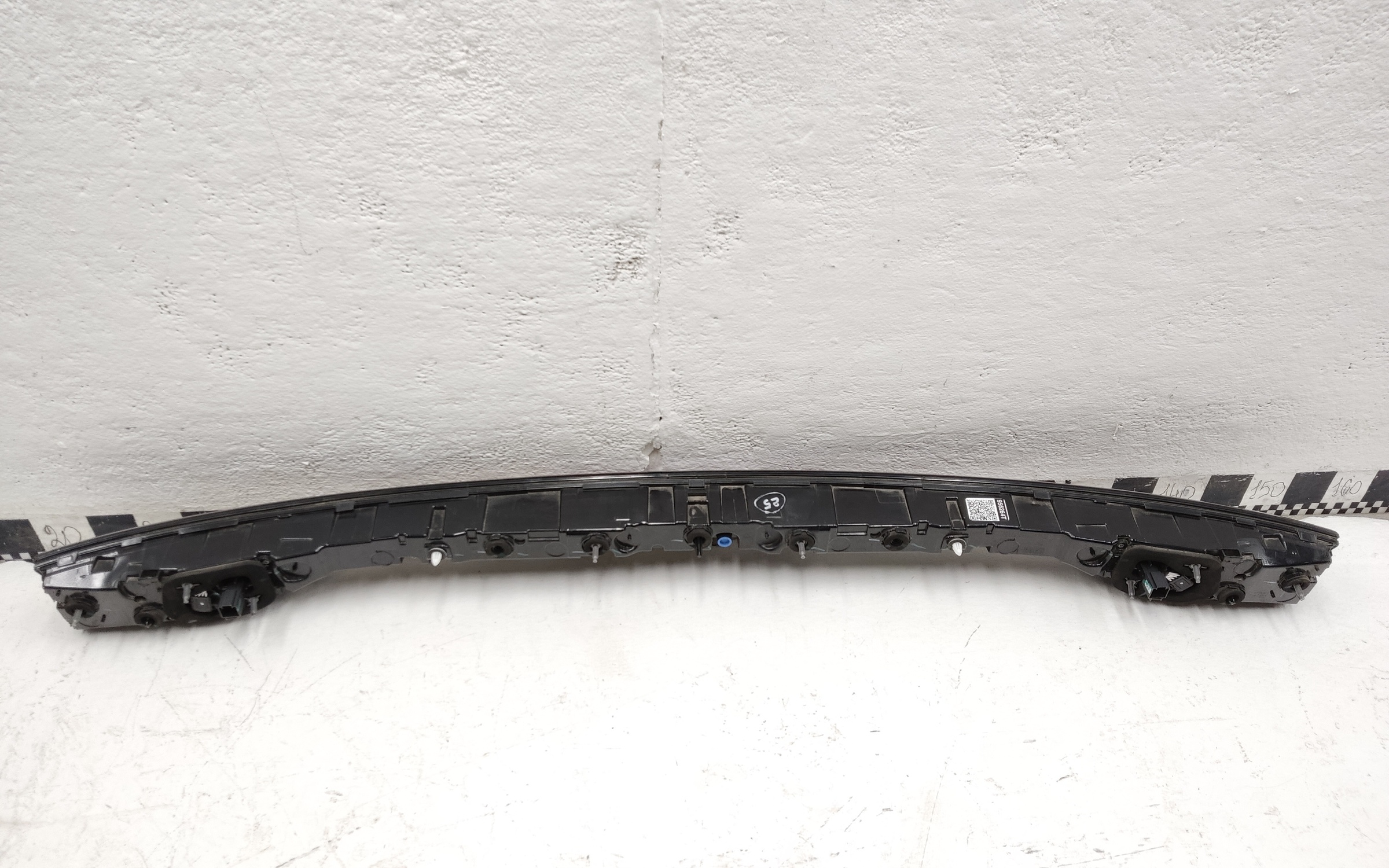 Фонарь крышки багажника Geely Monjaro LED