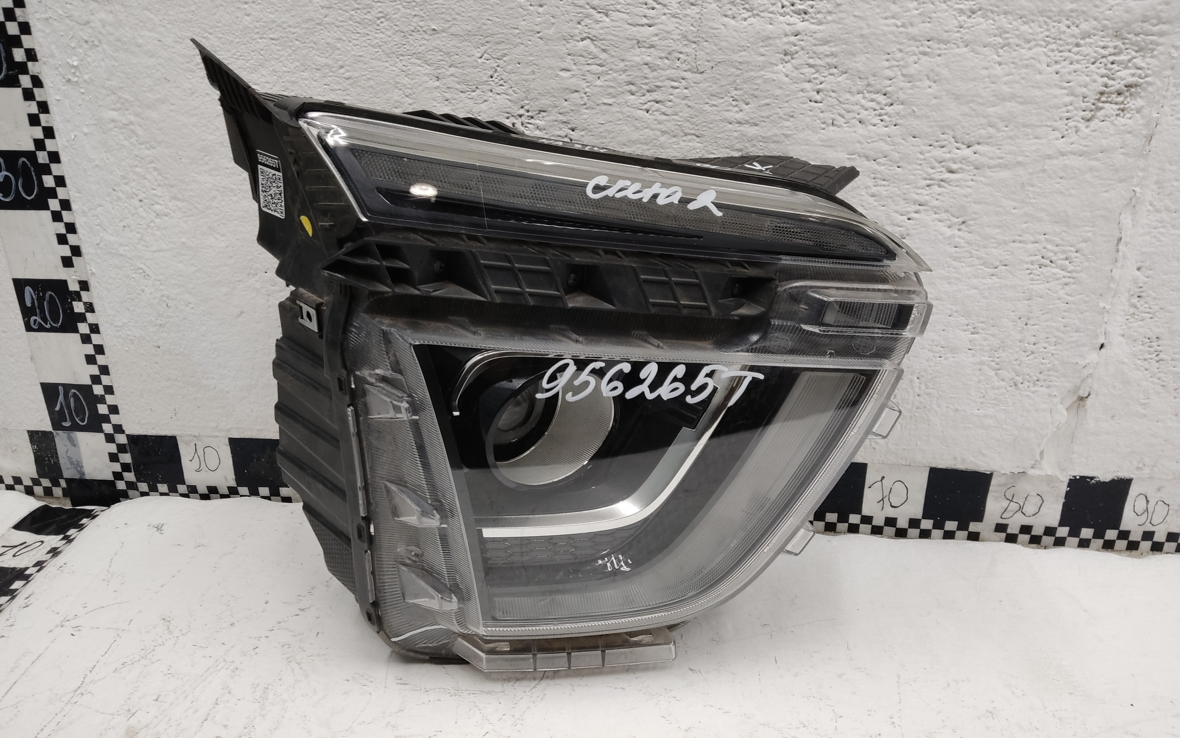 Фара передняя правая Hyundai Creta 2 галоген