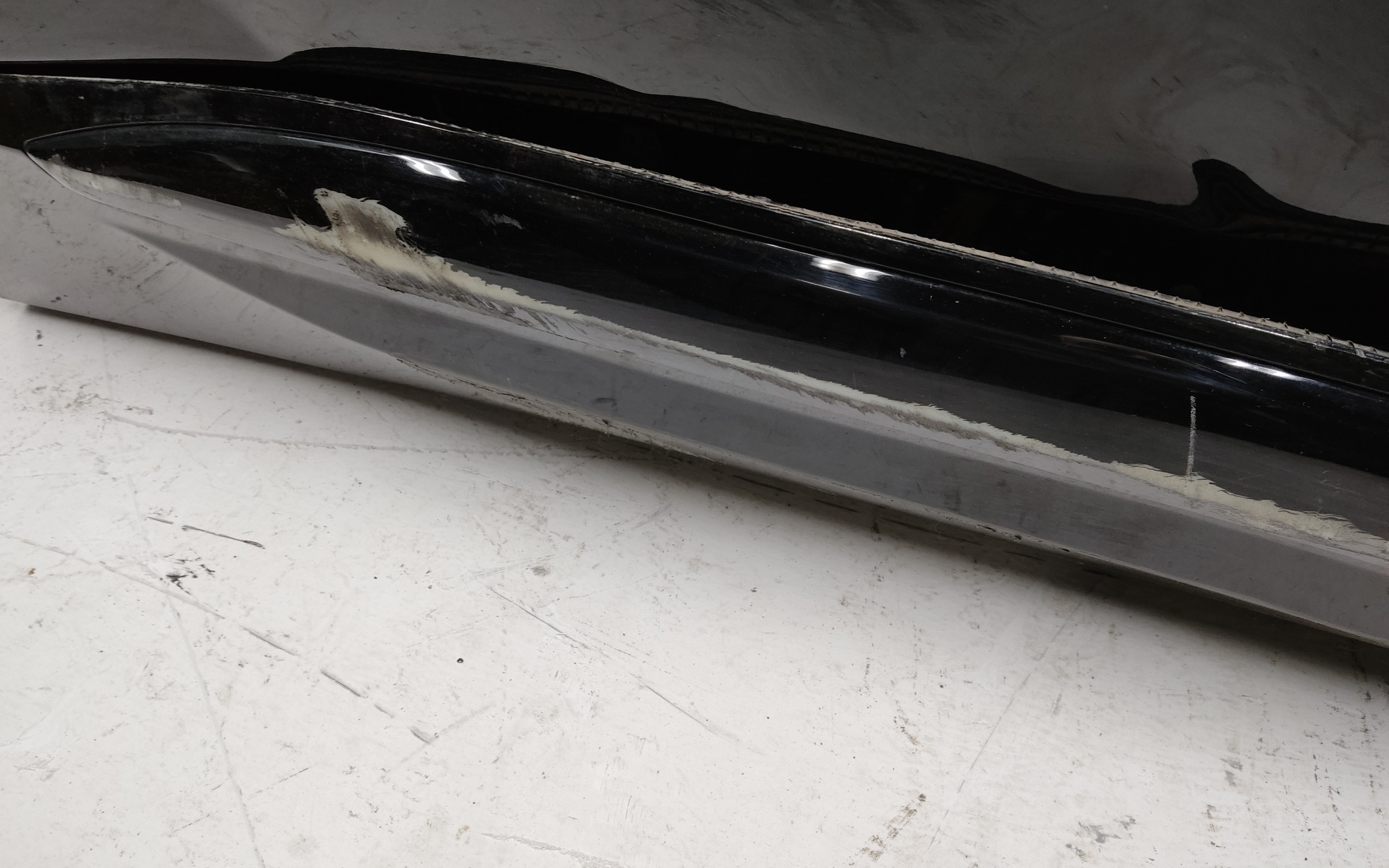 Дверь задняя правая Geely Tugella