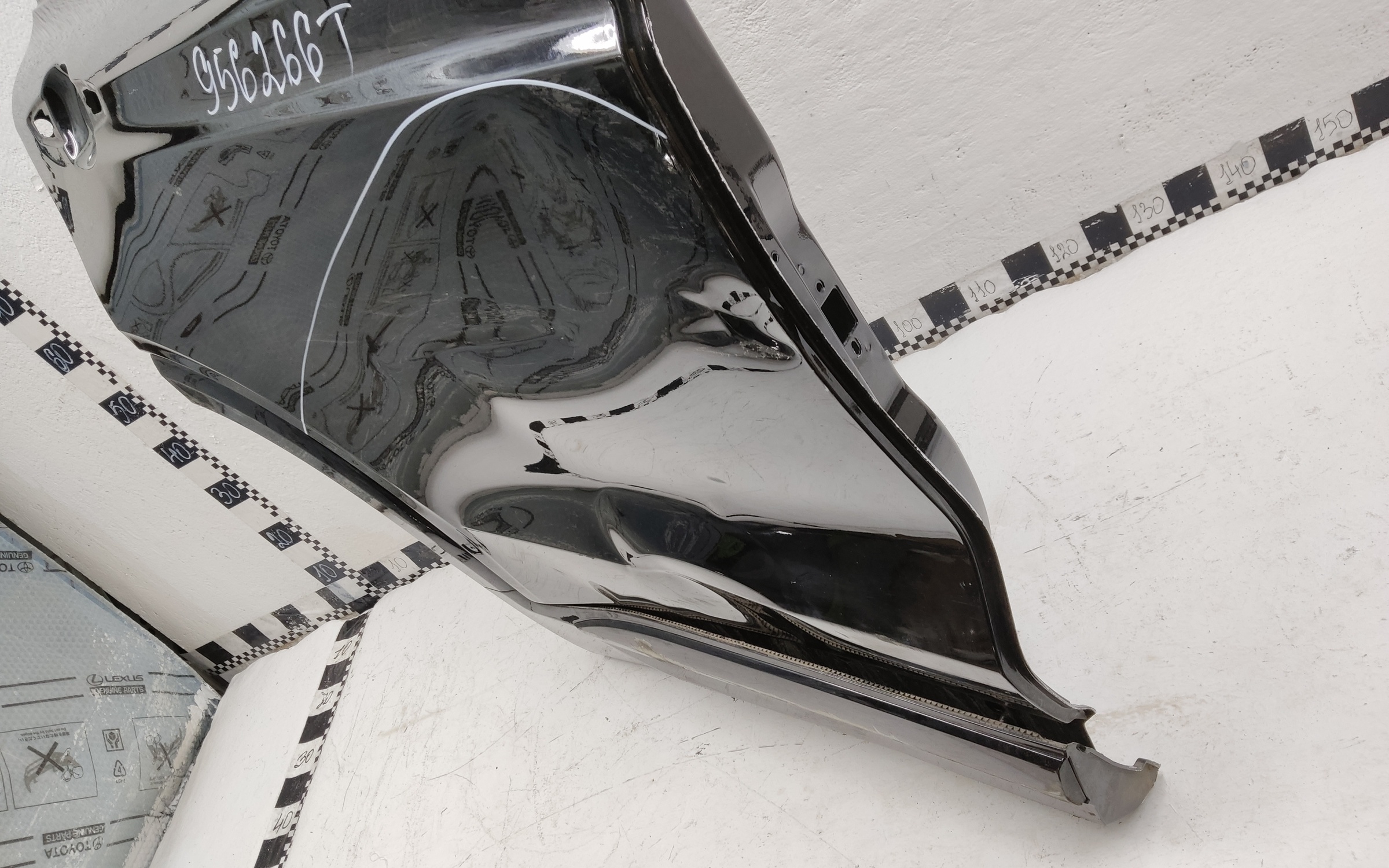 Дверь задняя правая Geely Tugella