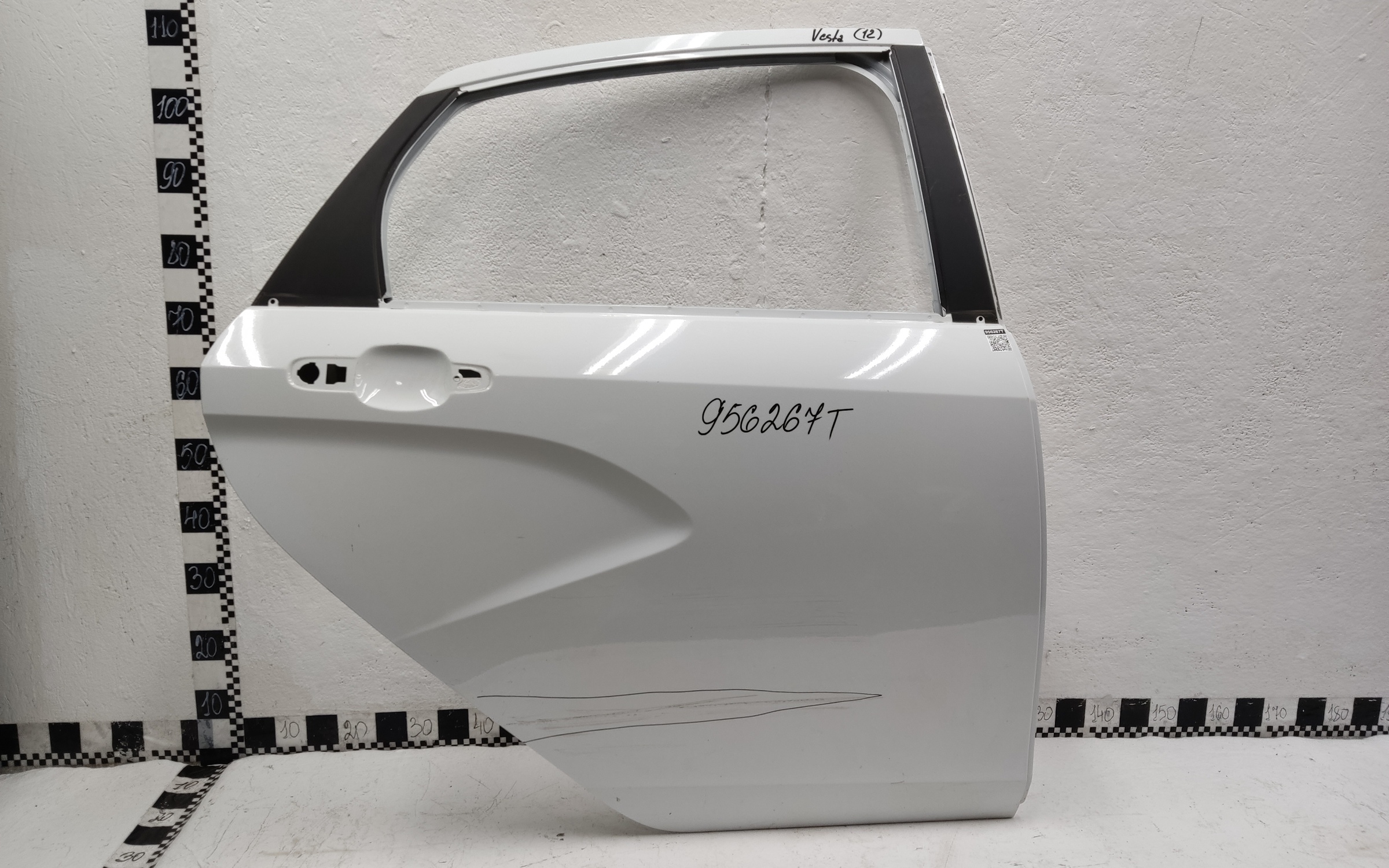 Дверь задняя правая Lada Vesta Sedan