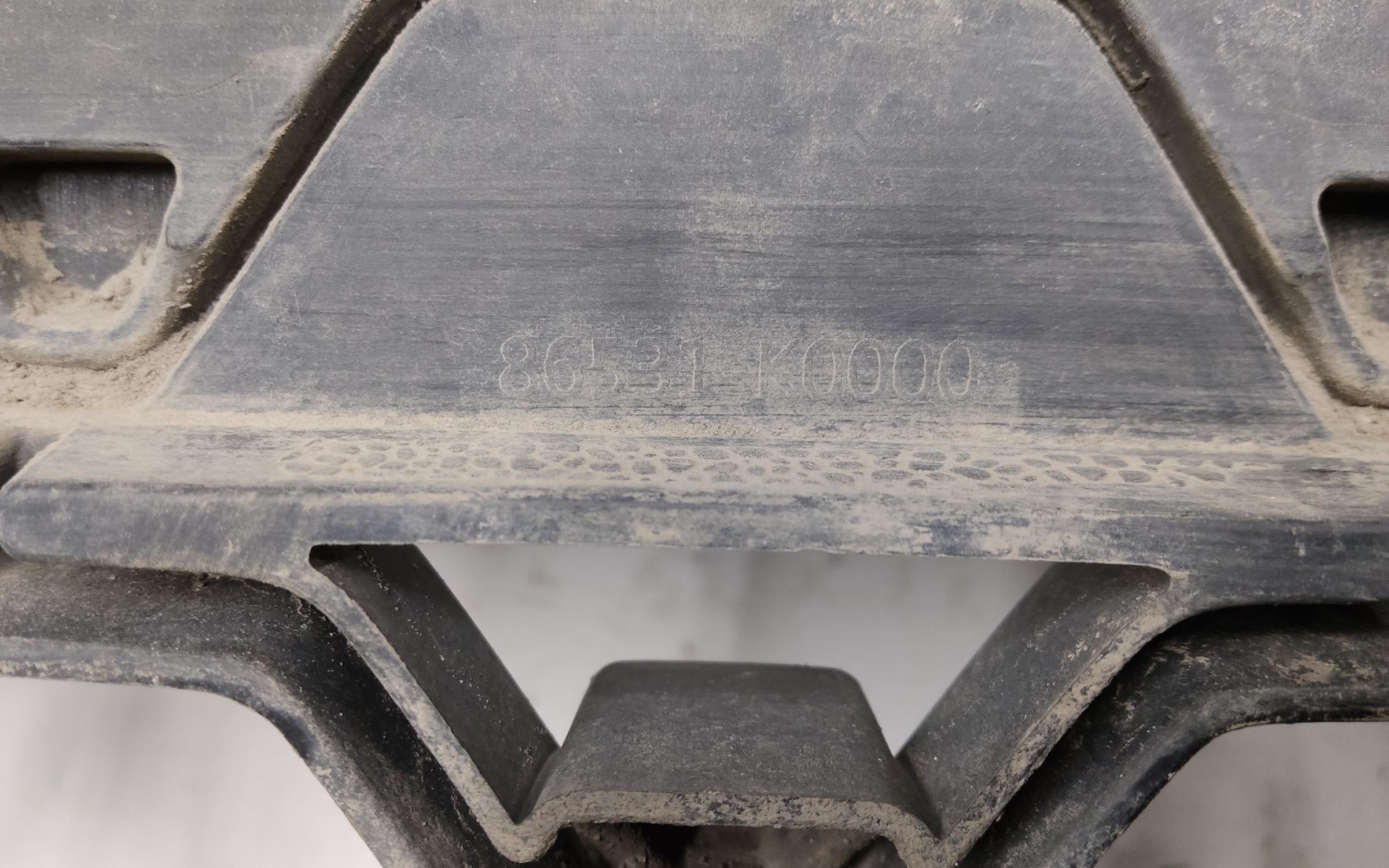 Бампер передний верхняя часть Kia Soul 3