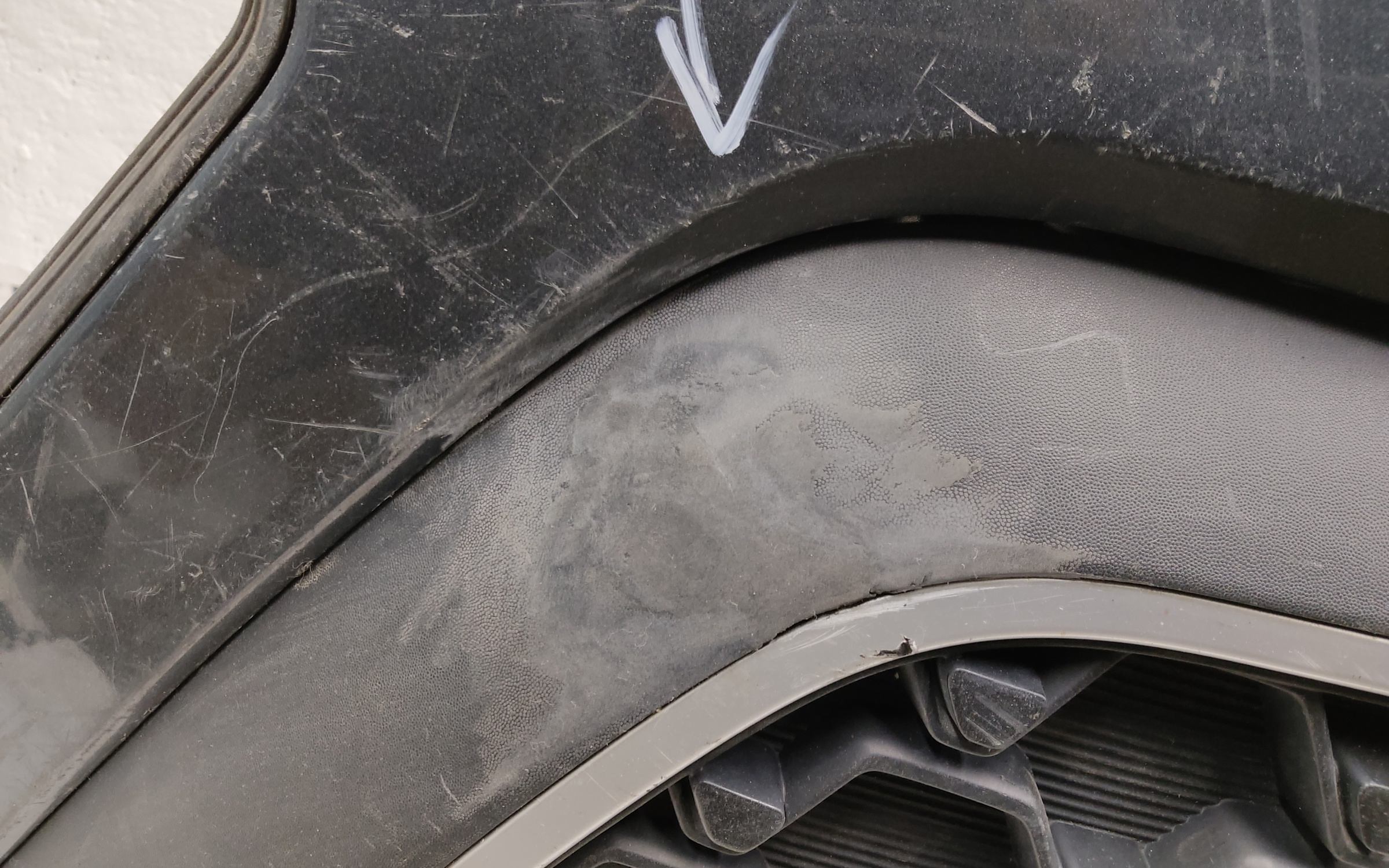 Бампер передний верхняя часть Kia Soul 3