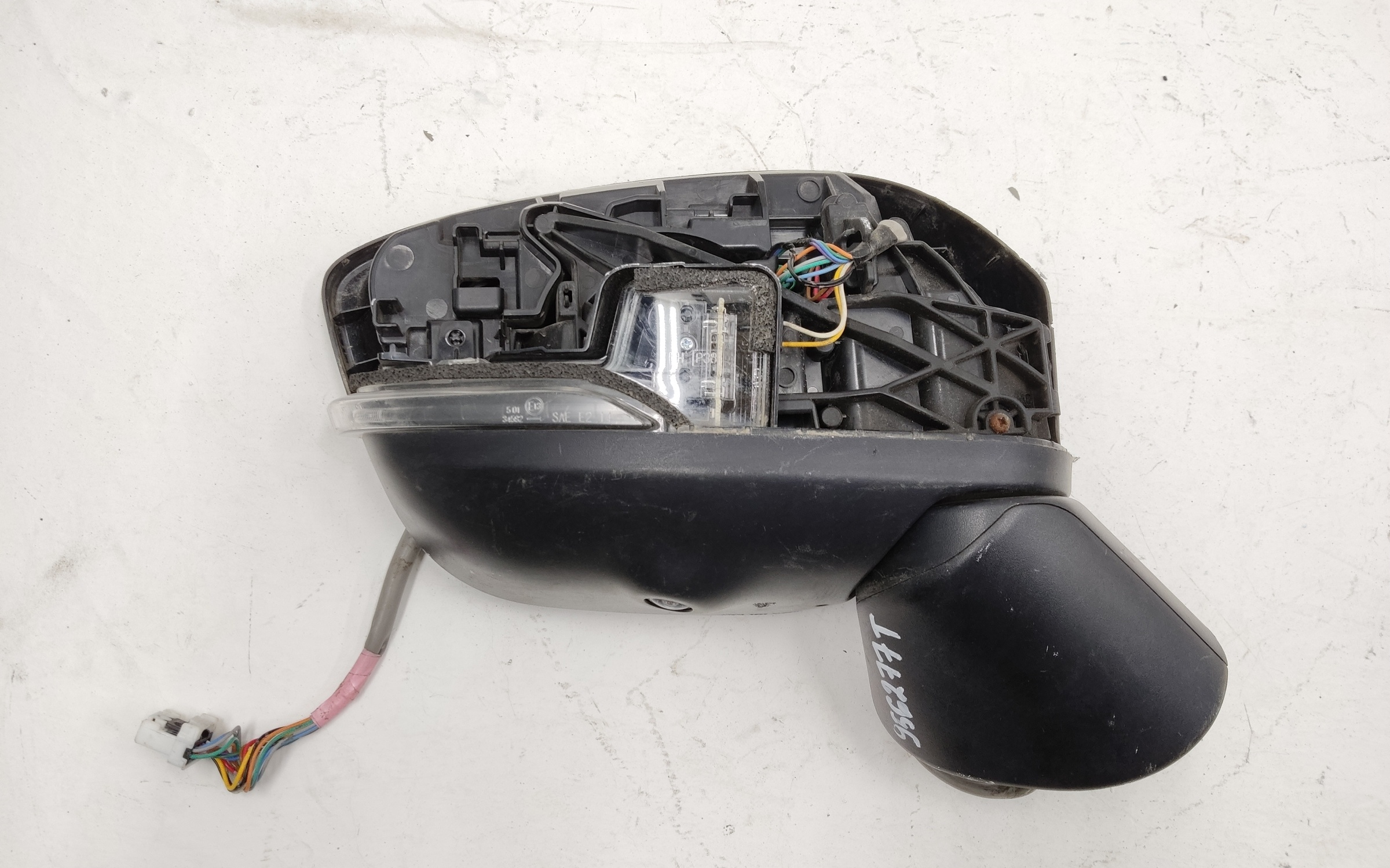 Зеркало правое Mitsubishi Eclipse Cross Restail 13 контактов