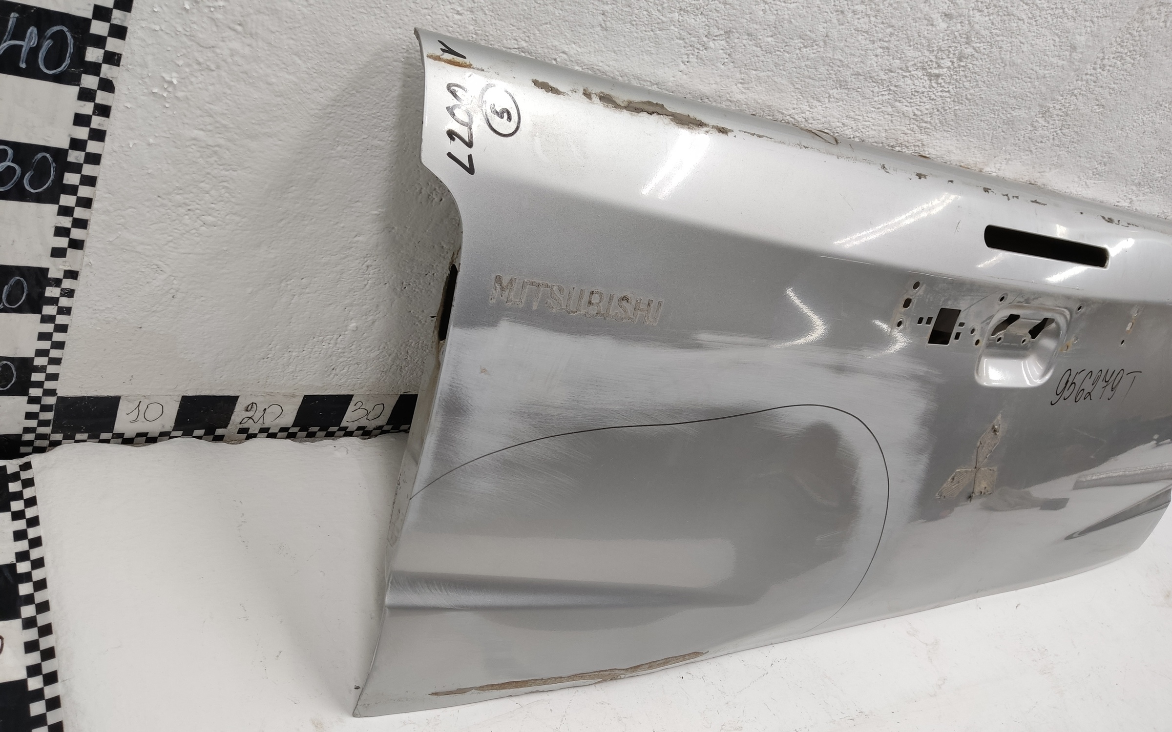 Борт задний откидной Mitsubishi L200 5 под камеру