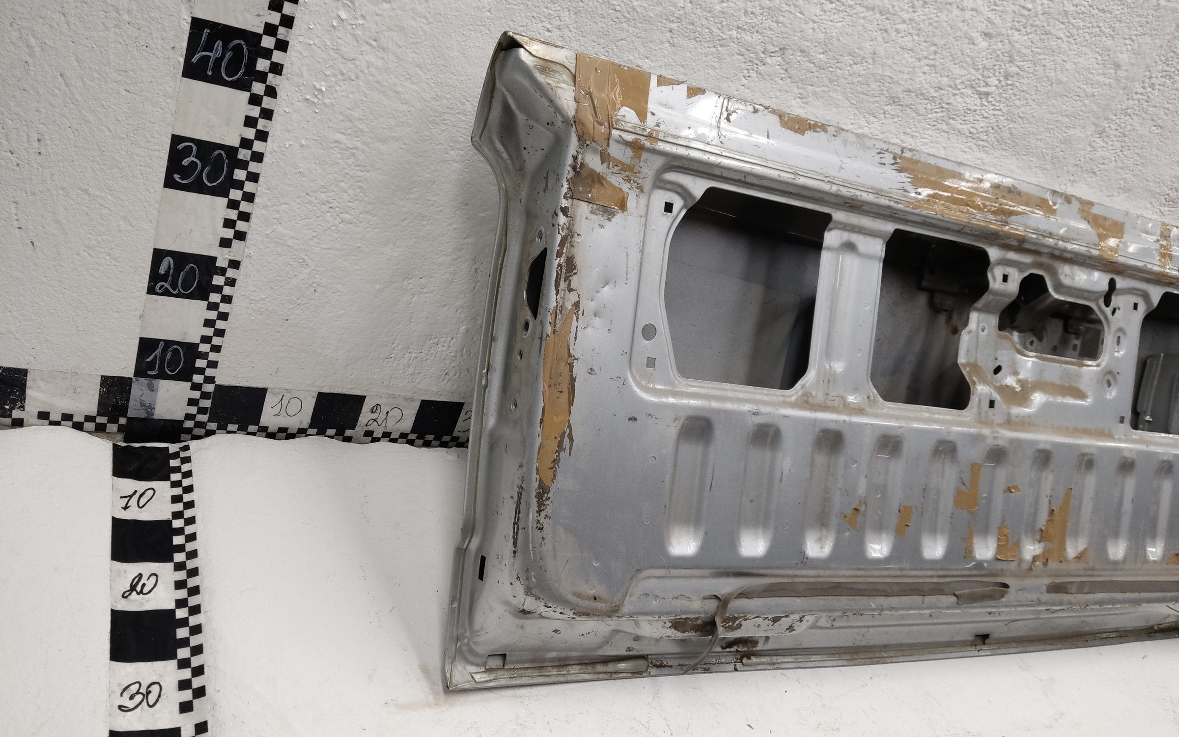 Борт задний откидной Mitsubishi L200 5 под камеру