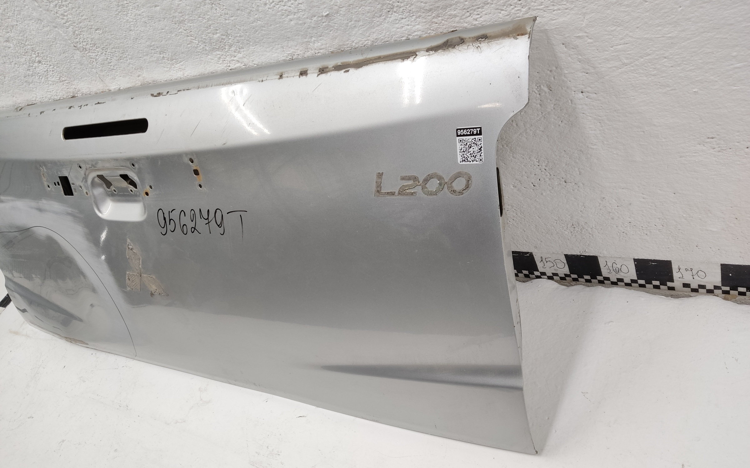 Борт задний откидной Mitsubishi L200 5 под камеру