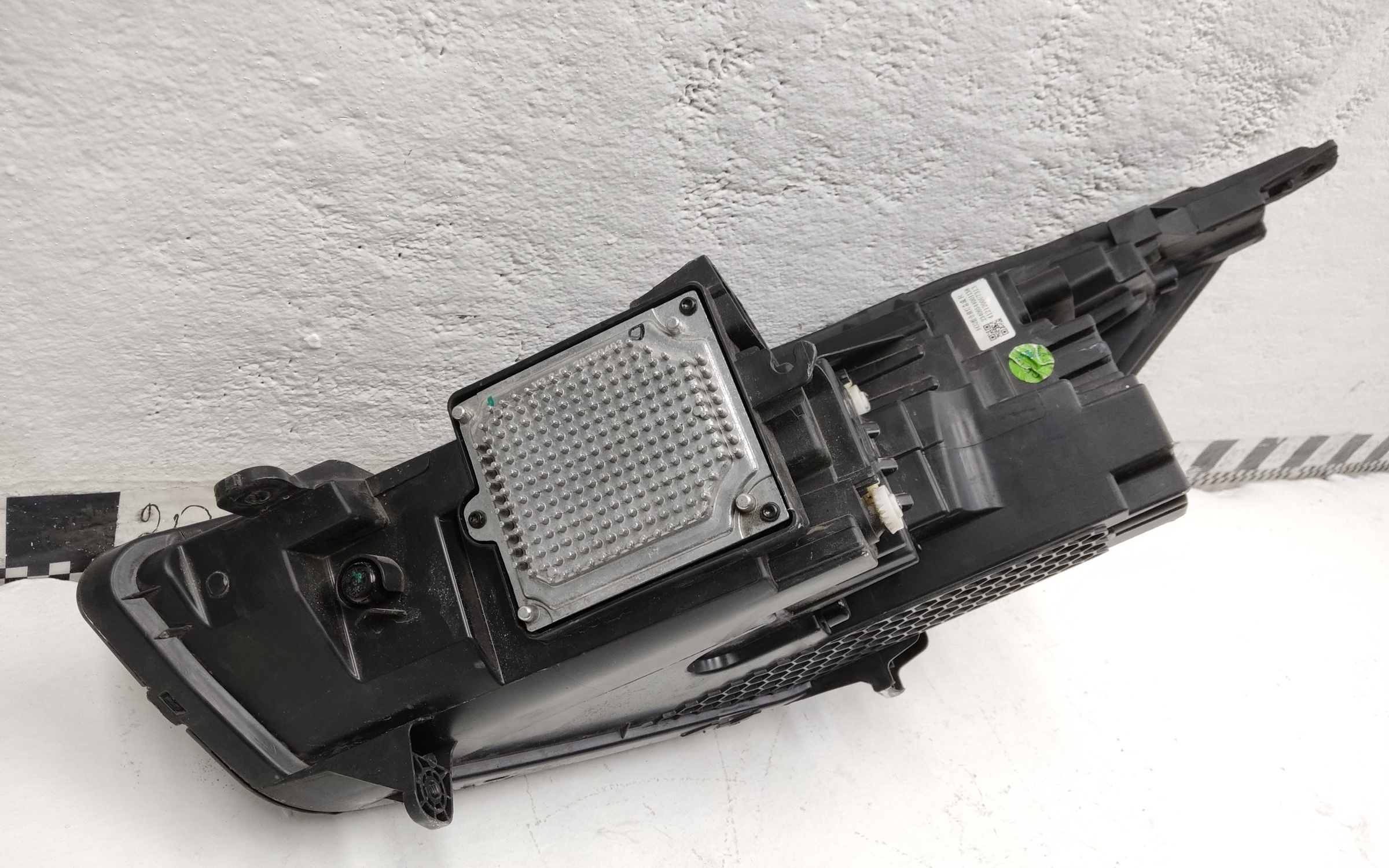 Фара передняя правая Jac J7 LED