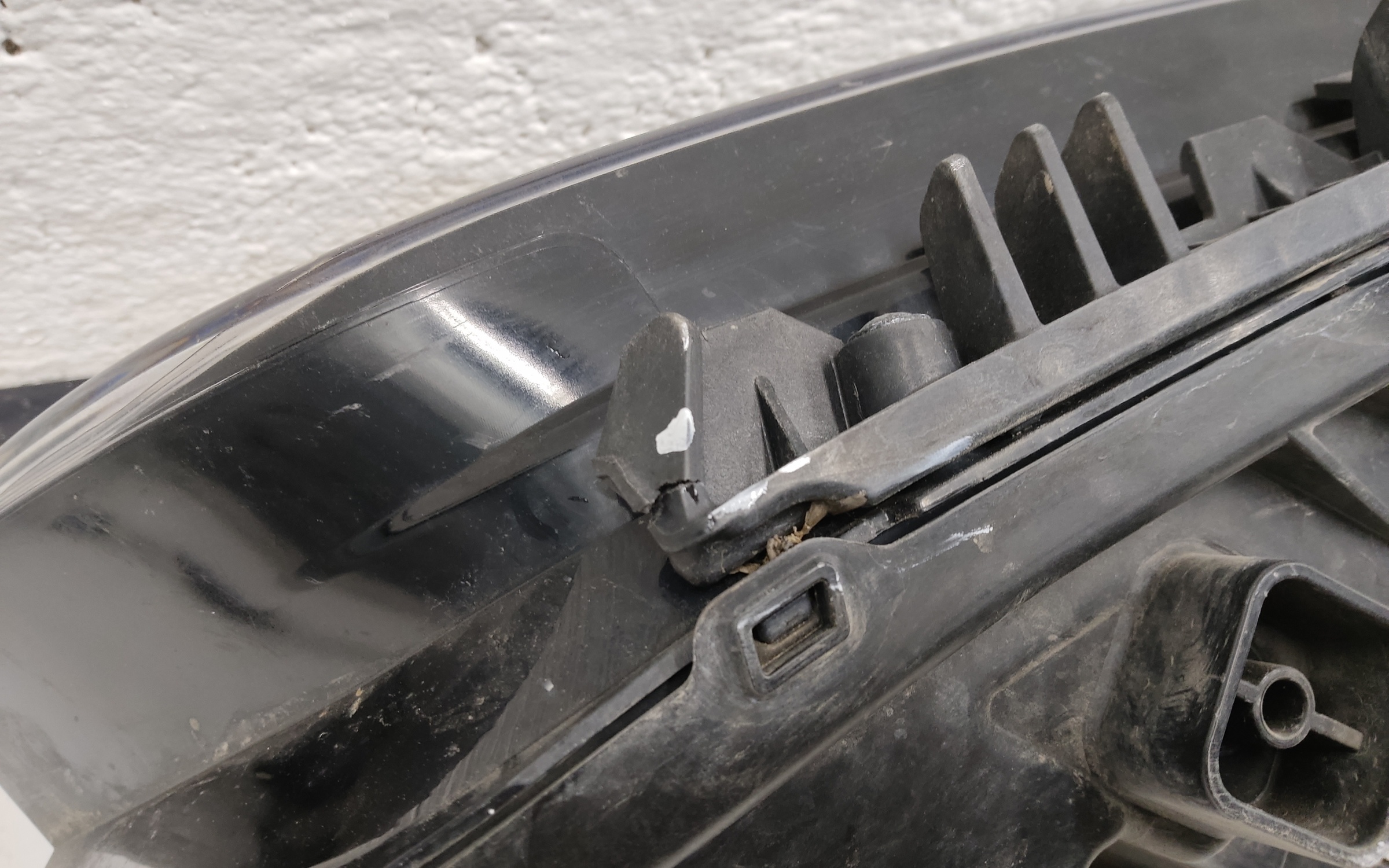 Фара передняя левая Kia K5 3 LED