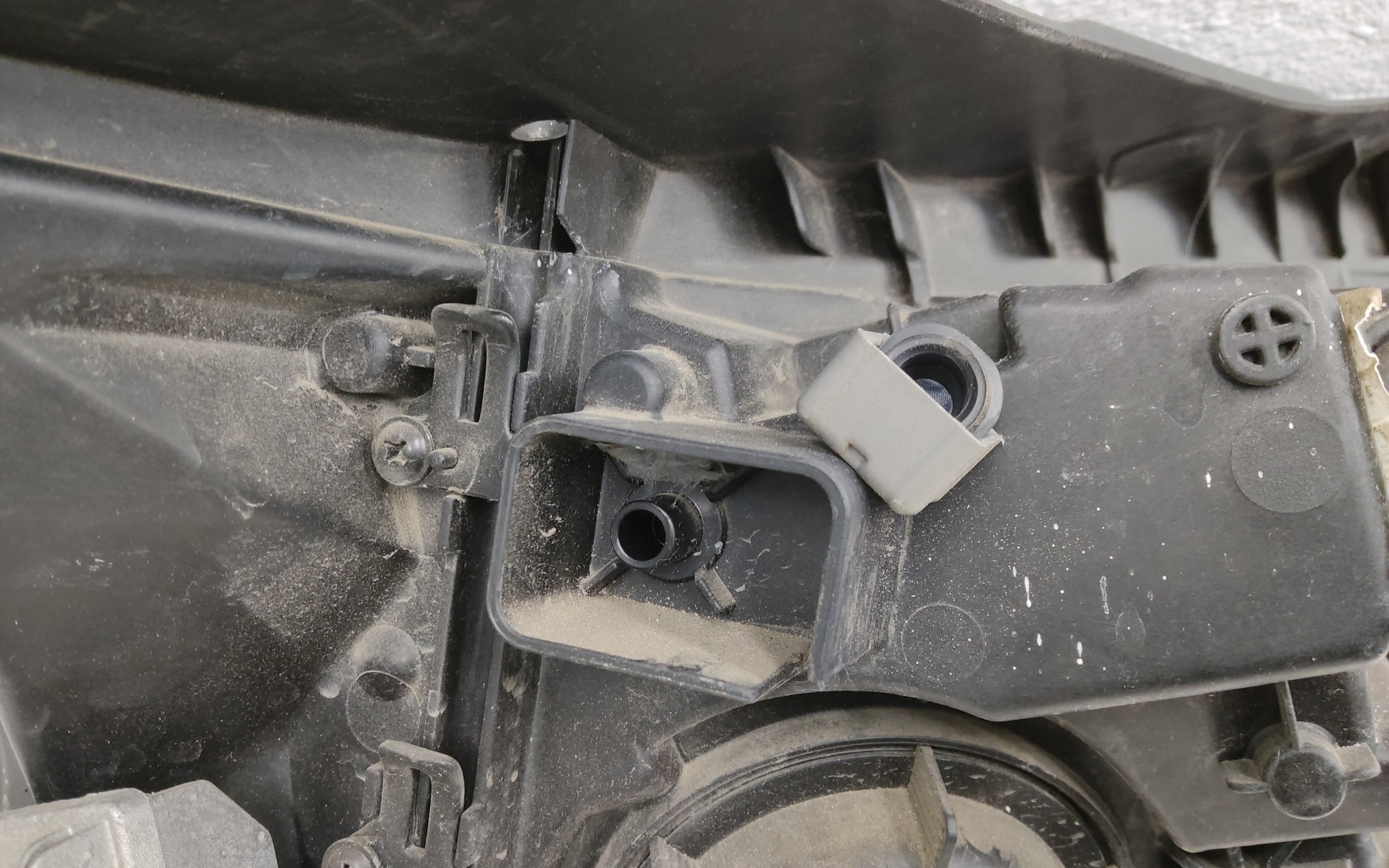 Фара передняя левая Kia K5 3 LED