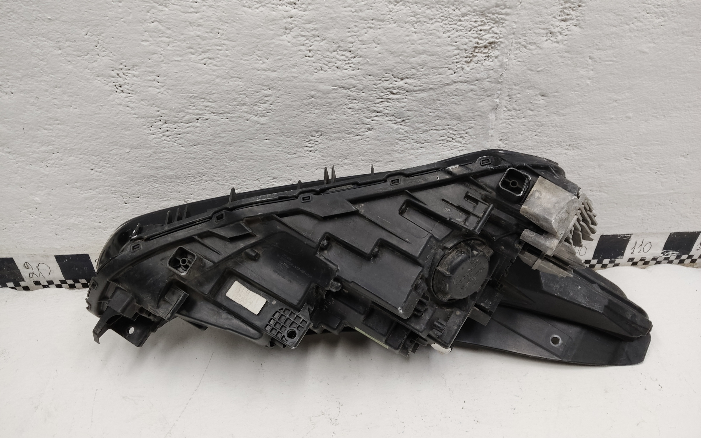 Фара передняя левая Kia K5 3 LED