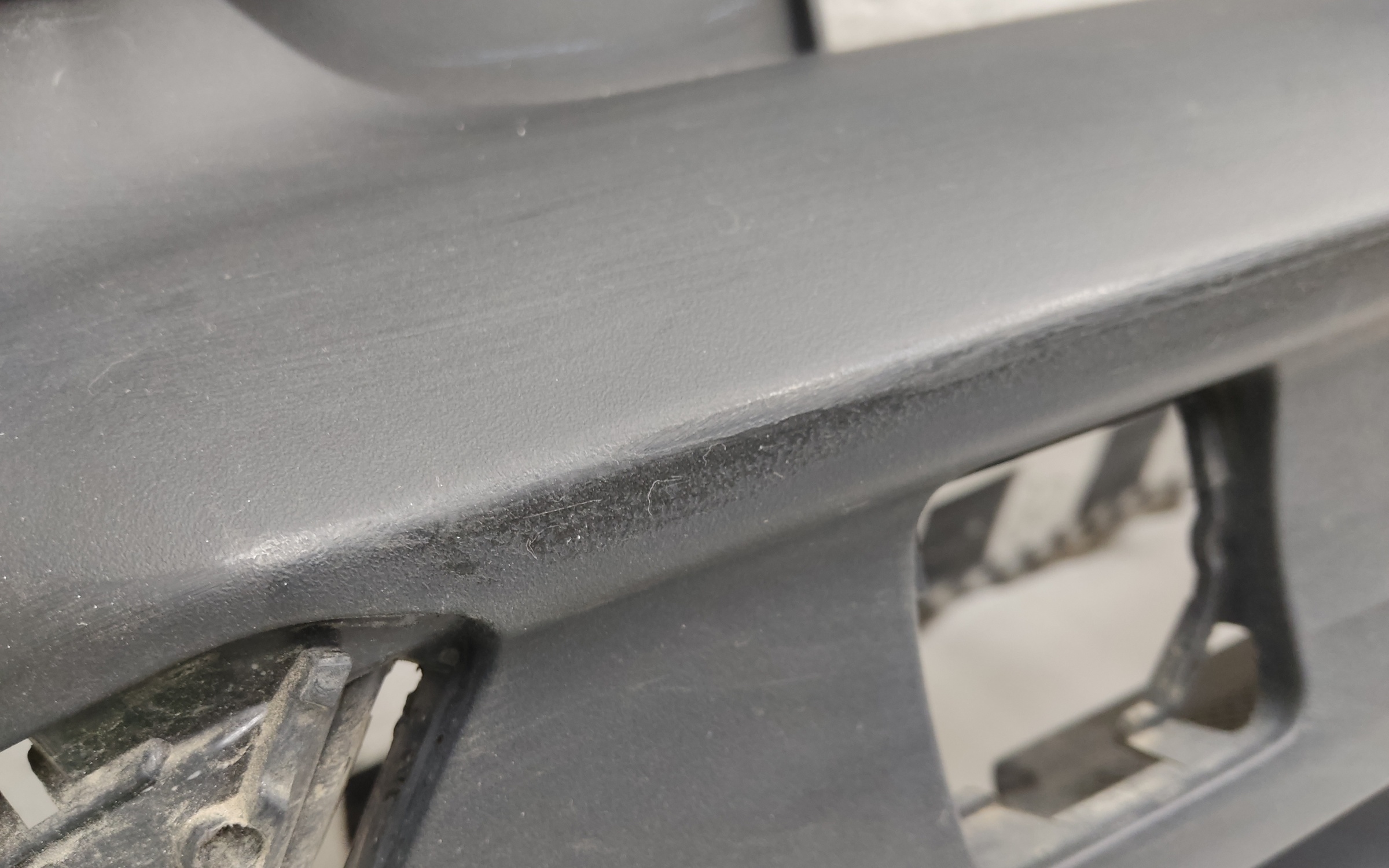 Решетка переднего бампера Geely Tugella 1 Restail