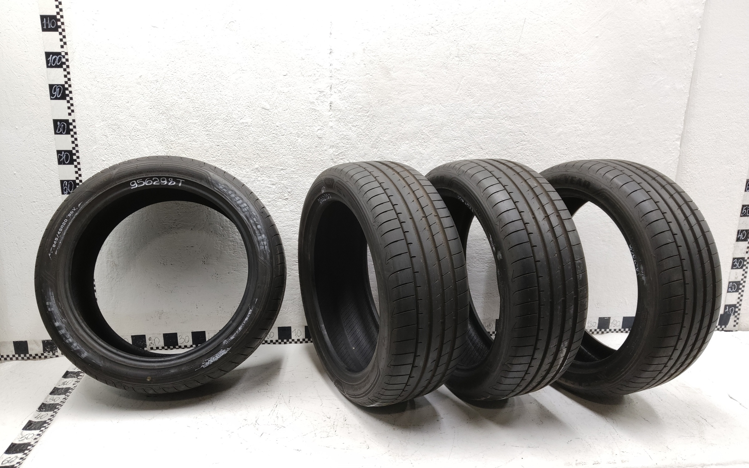 Комплект летних шин Goodyear Eagle Asymmetric 3 245/45 R20 99V SUV