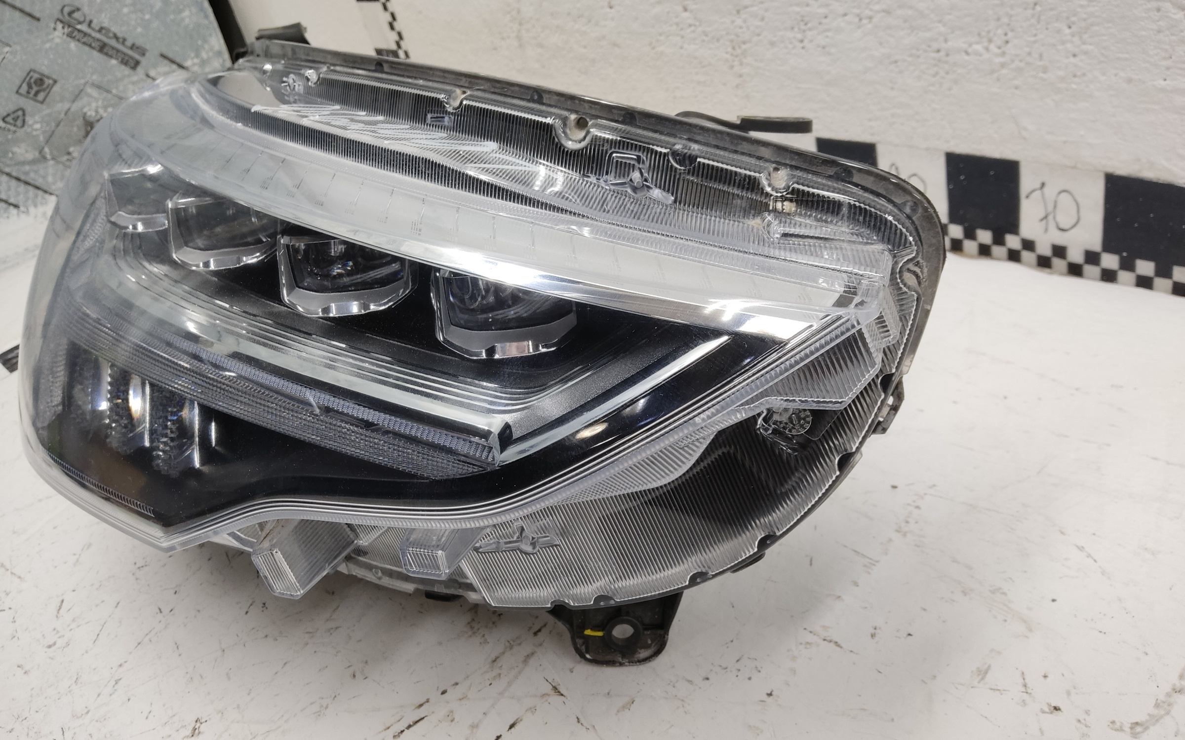 Фара передняя правая Haval Jolion LED